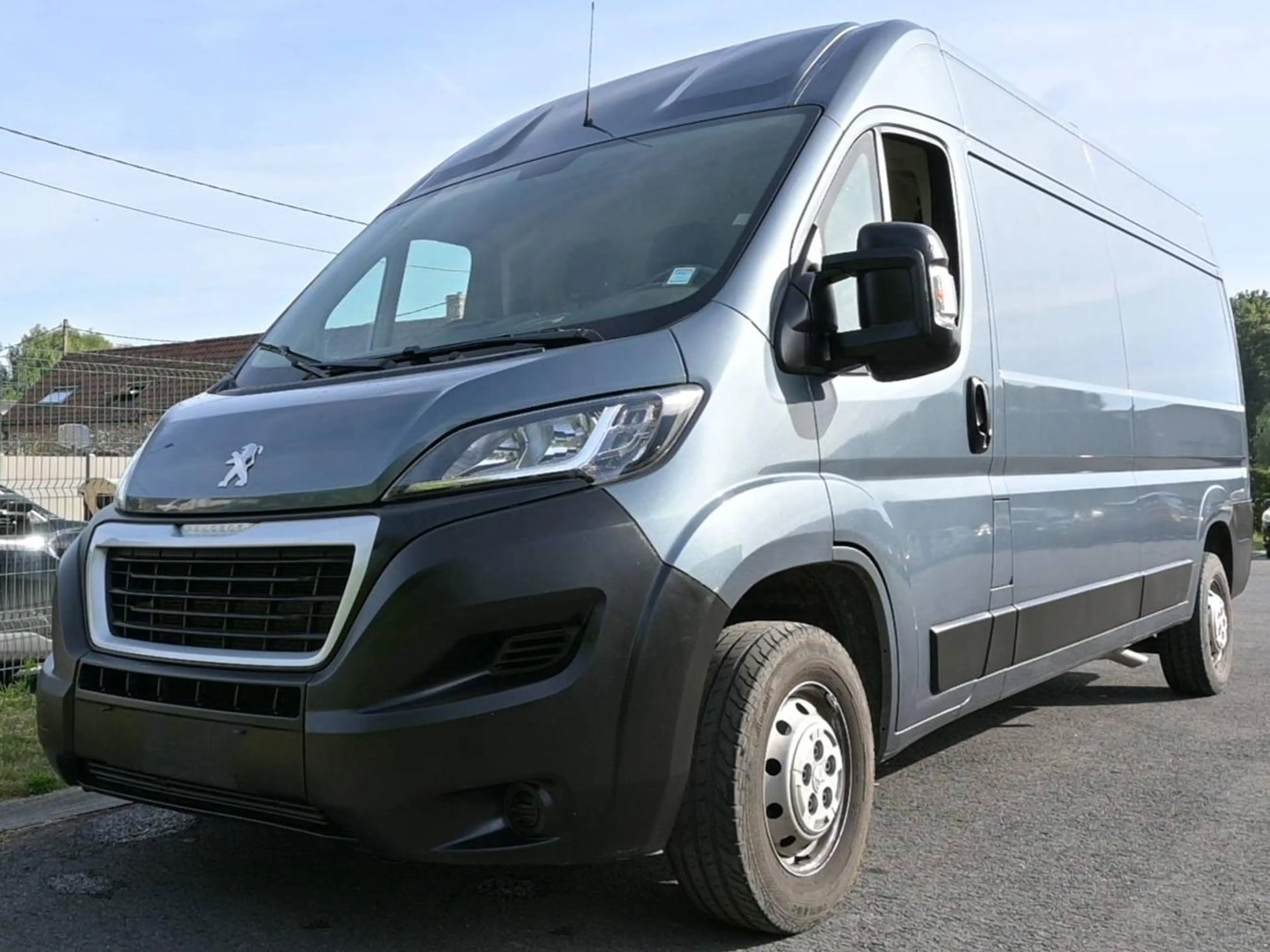 Peugeot Boxer 2.2 BlueHDi L2H2 Premium S/S