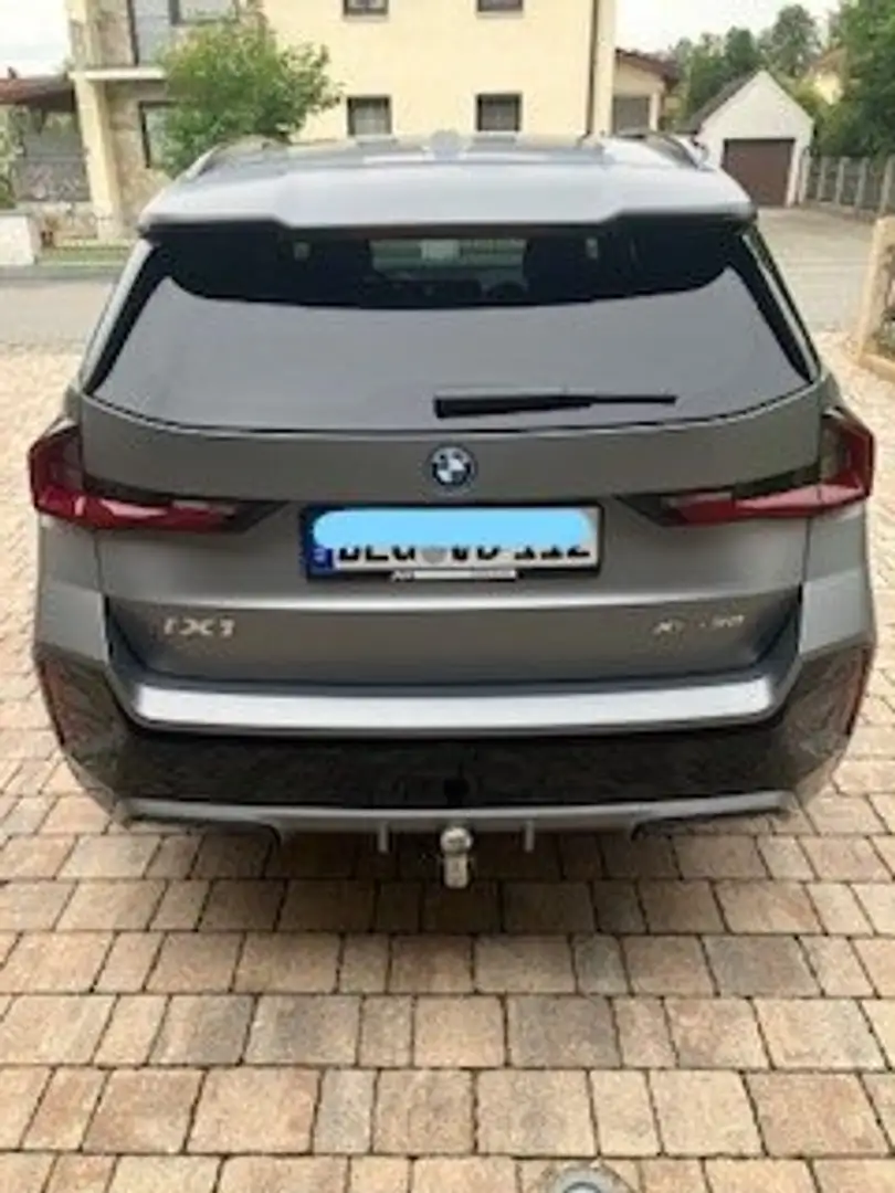 BMW iX1 BMW IX1 xDrive30 MSport , Frozen pure grey Plateado - 2