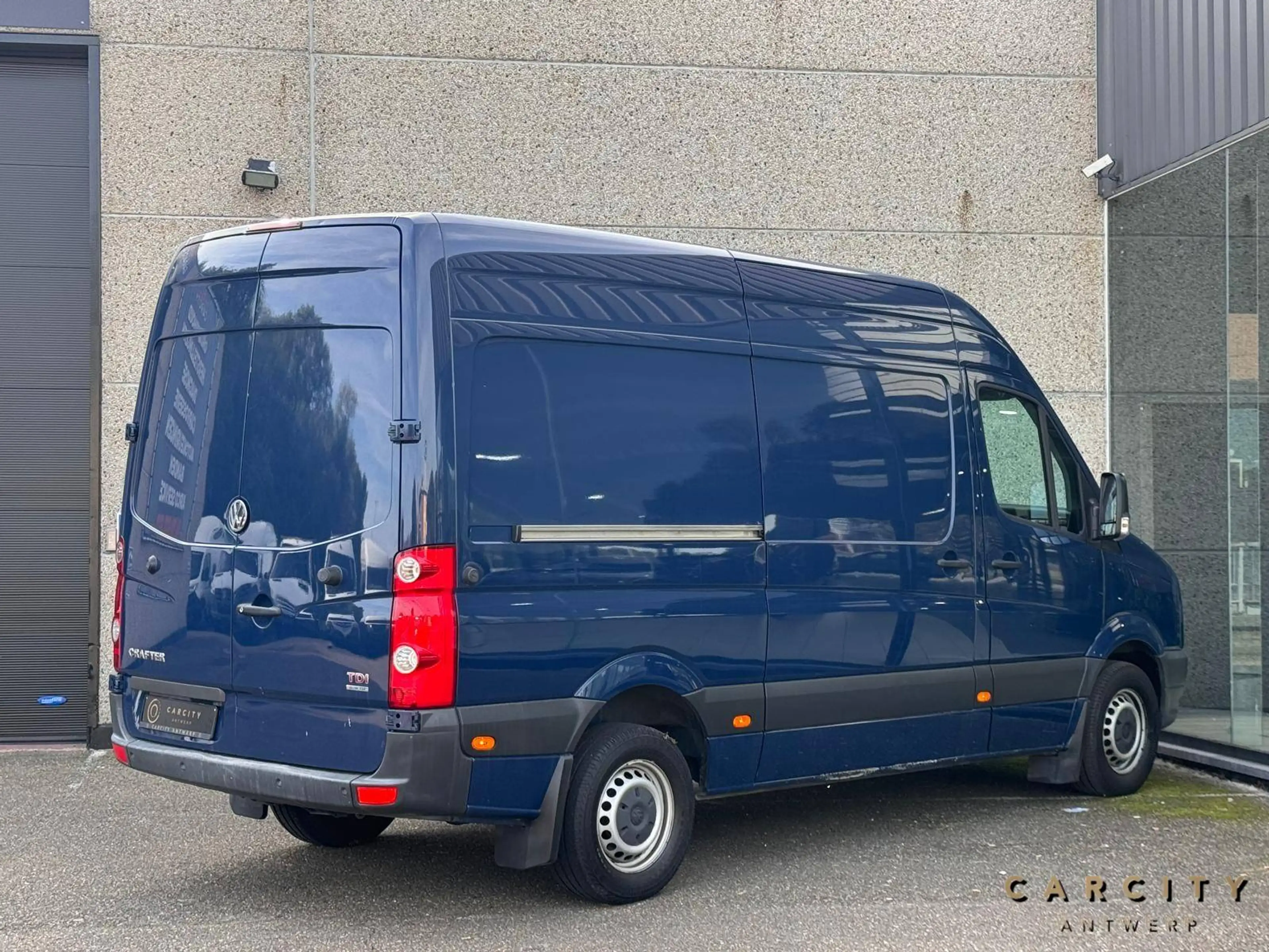 Volkswagen Crafter Crafter 2.5 TDi 2011 | SCHUIFDEUR RECHTS | AIRCO | RADIO | — photo 6