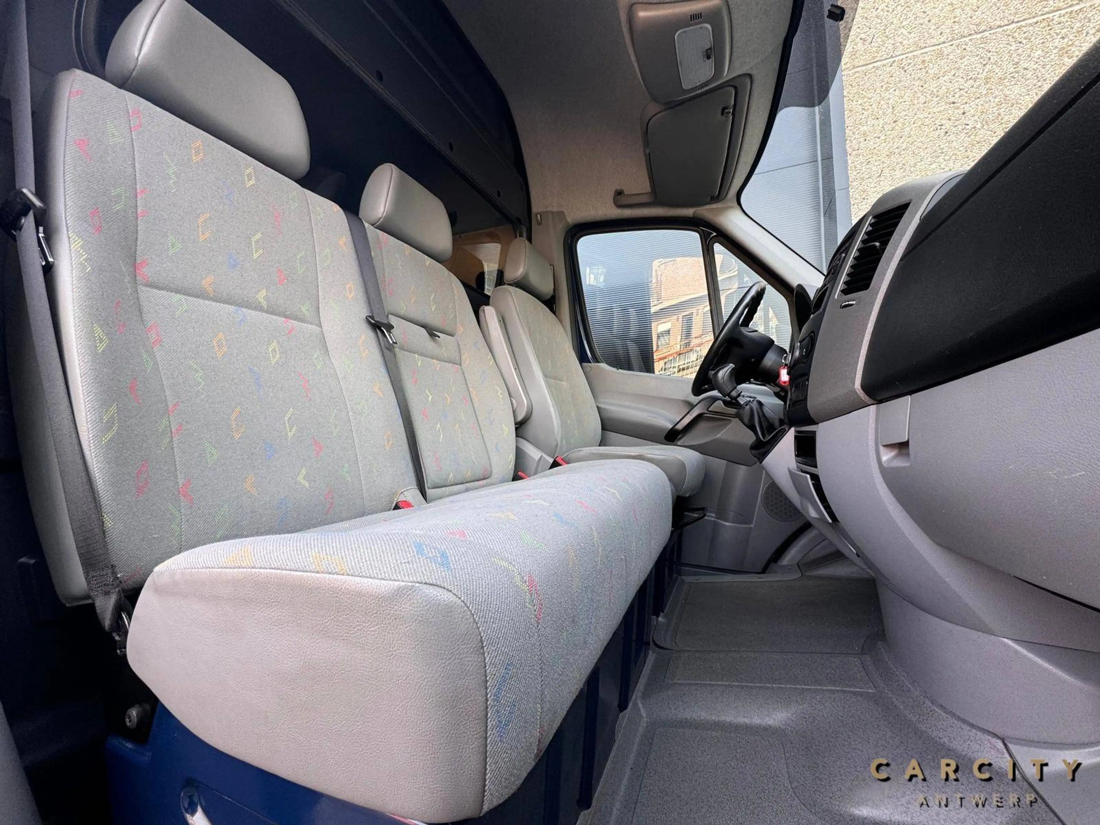 Volkswagen Crafter Crafter 2.5 TDi 2011 | SCHUIFDEUR RECHTS | AIRCO | RADIO | — photo 15