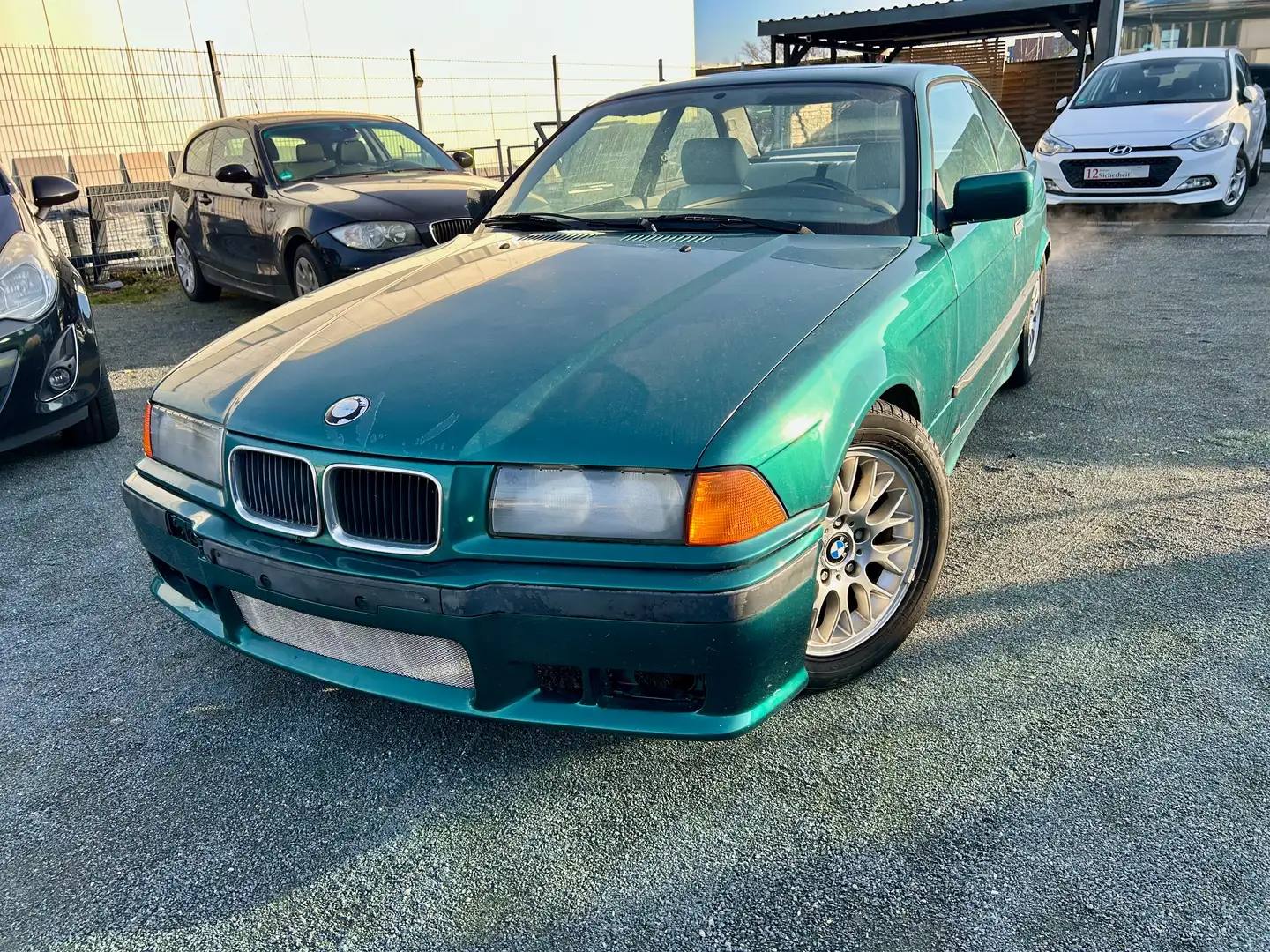 BMW 325 325i Coupe M50/ SD/ Leder/ neu Service/ 2Hand Grün - 1