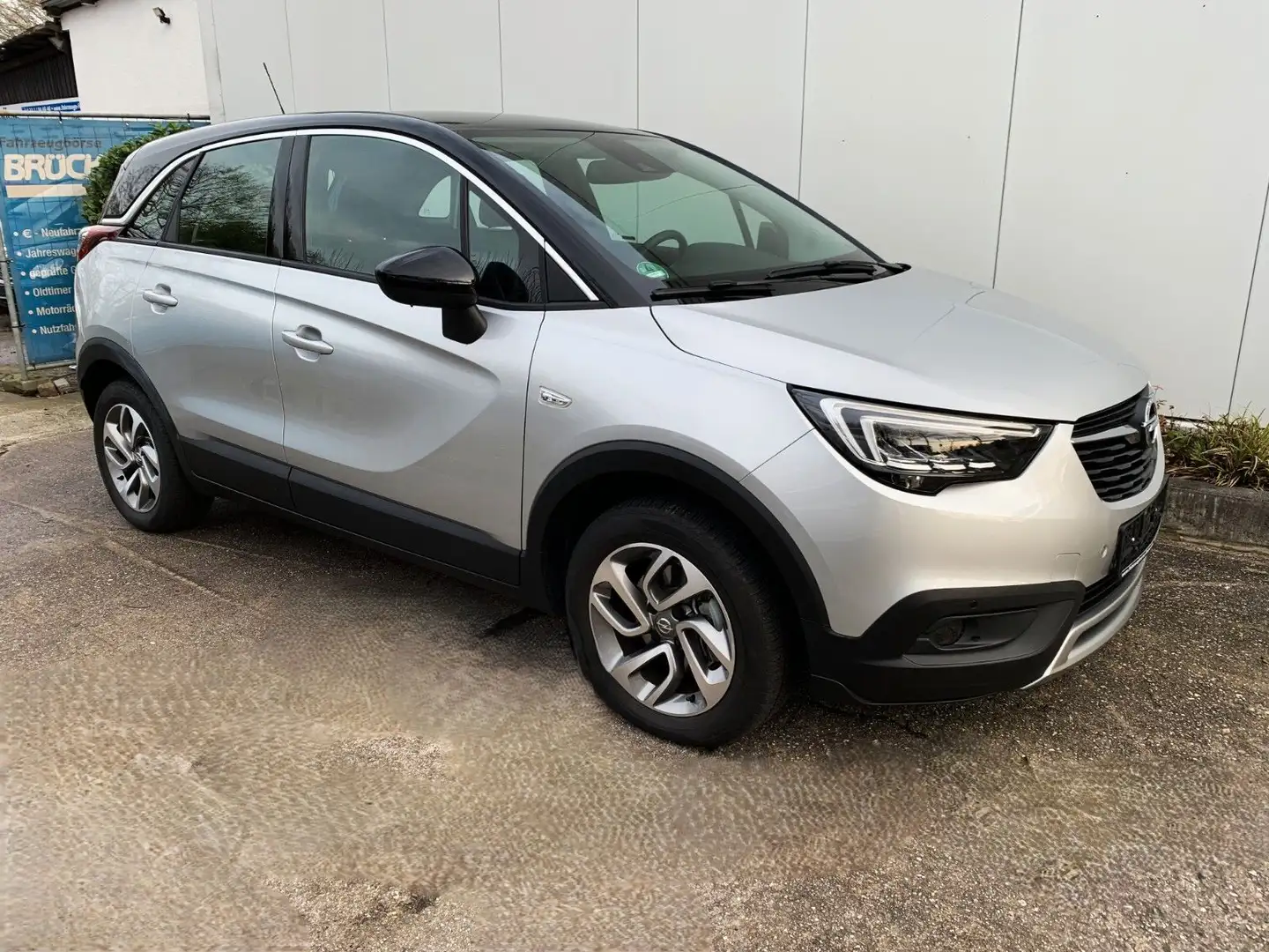 Opel Crossland X Innovation 1.Hd. wie neu Garantie Silber - 1