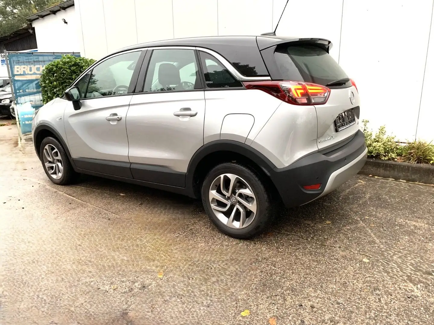 Opel Crossland X Innovation 1.Hd. wie neu Garantie Silber - 2