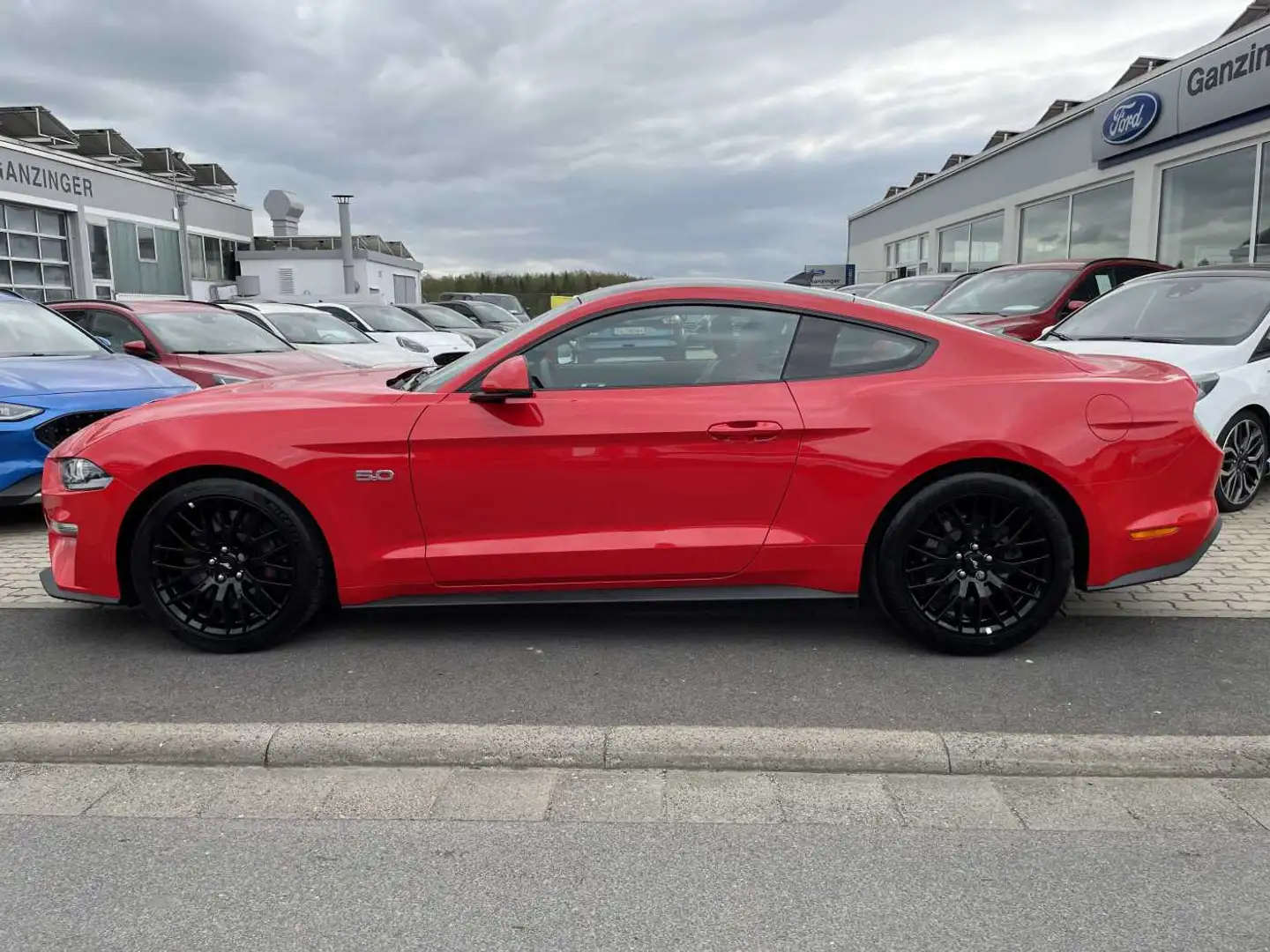 Ford Mustang Fastback 5.0 V8 Automatik GT Rot - 2