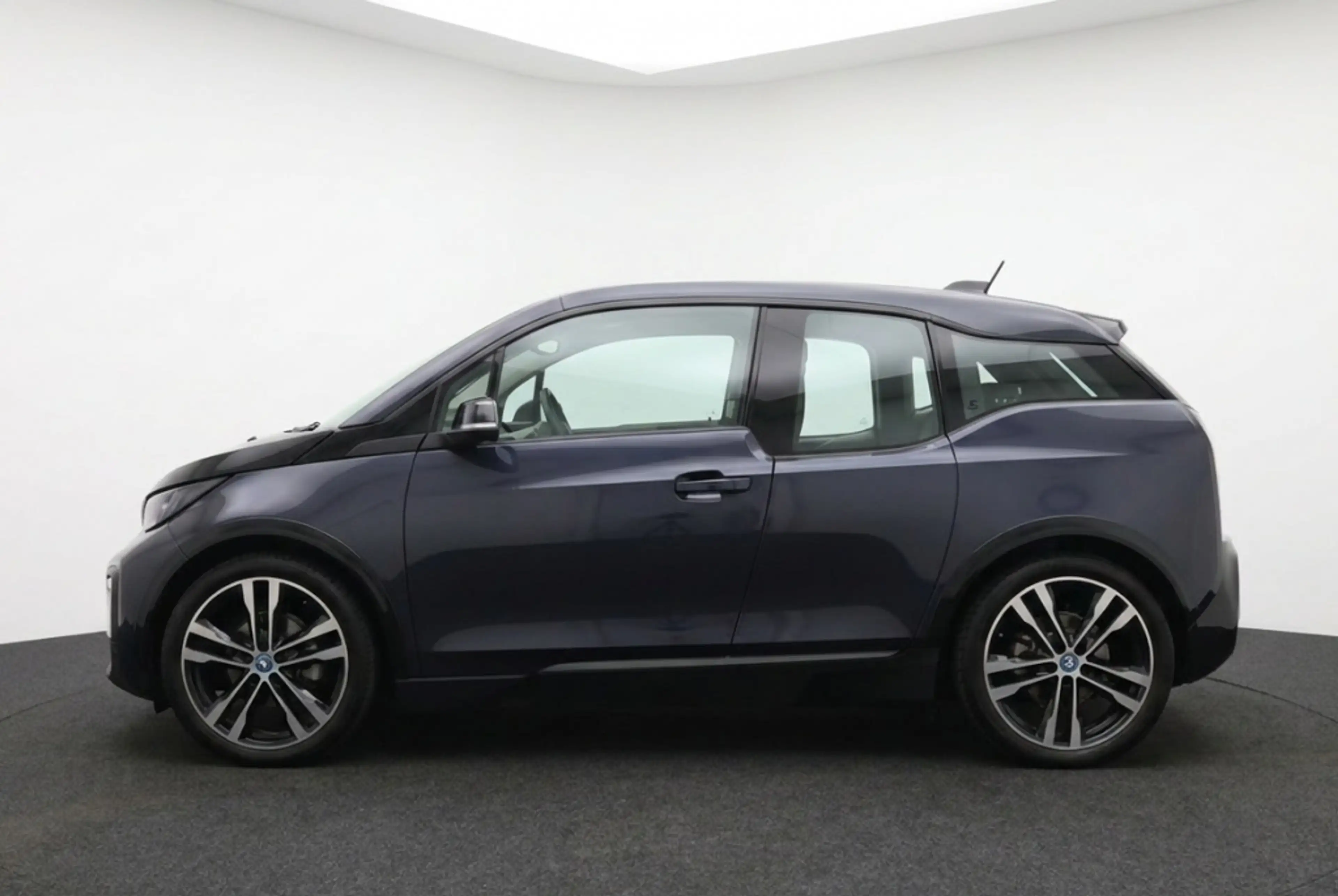 BMW i3 S 184PK Schuifdak | H&K | Warmtepomp | 20" LM | St — photo 6