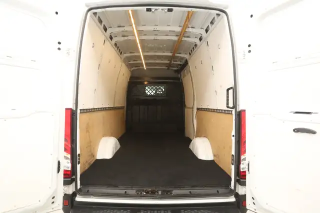 Iveco Daily view 3
