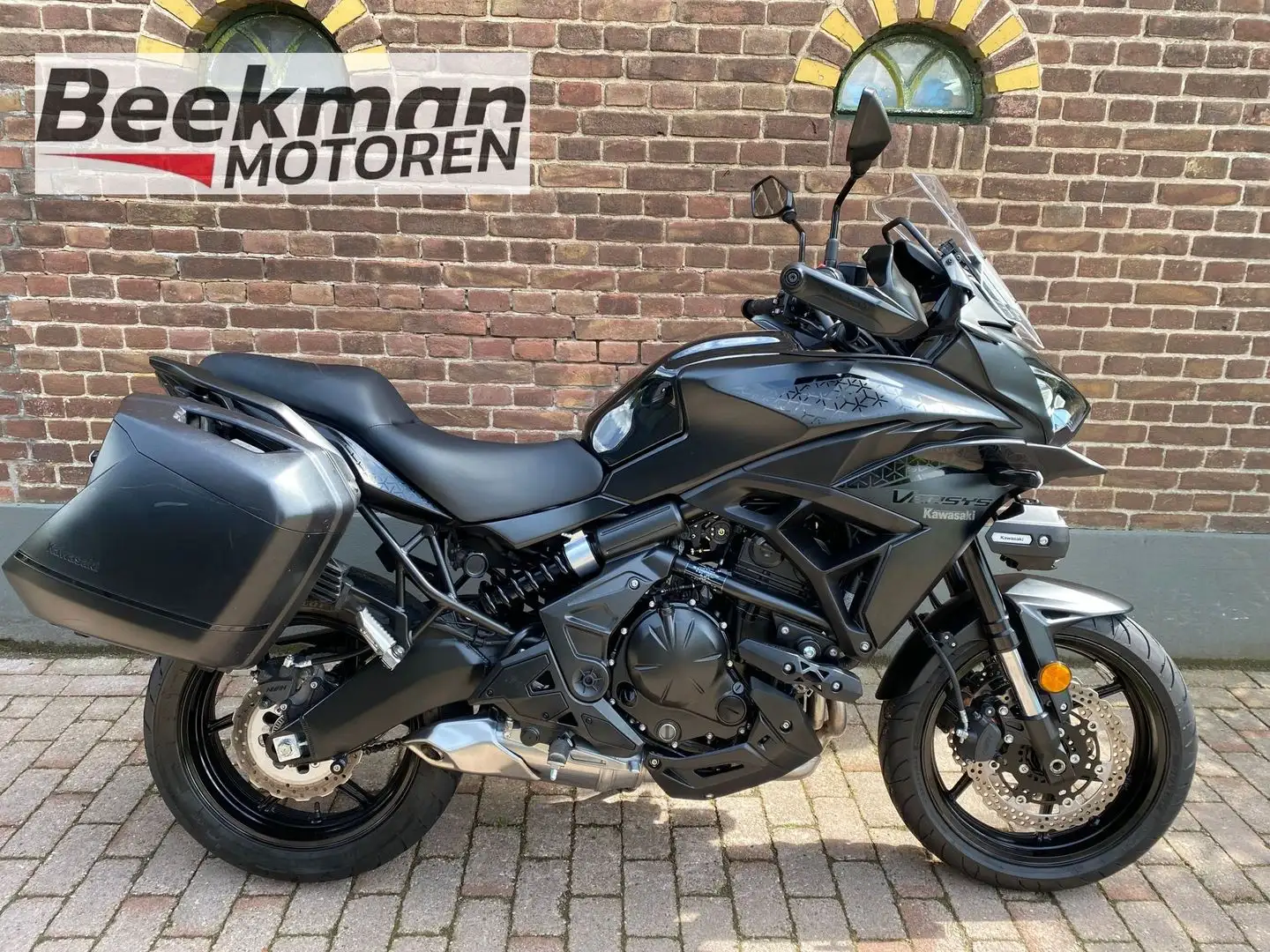 Kawasaki Versys 650 TOURER Zwart - 1