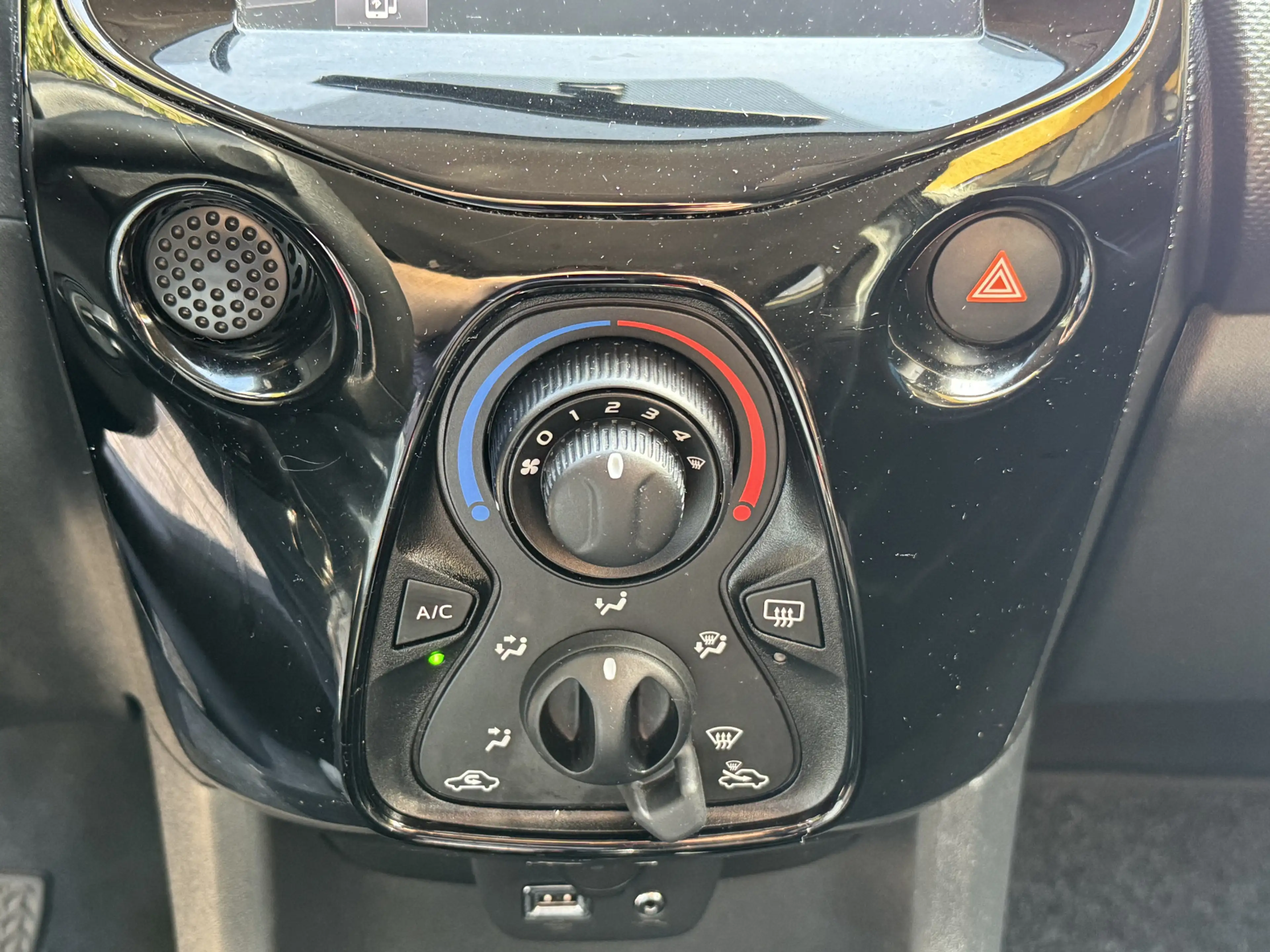 Citroen C1 1.0 VTi Feel 5drs Airco Camera Carplay — photo 8