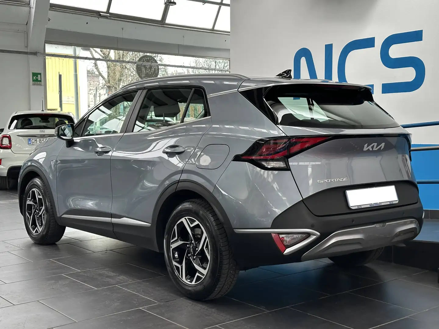 Kia Sportage 1.6 tgdi mhev Business dct "25.900 senza vincoli" Grigio - 2