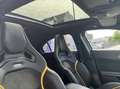 Mercedes-Benz A 45 AMG 4Matic Yellow Night Edition*Pano*Distr. Schwarz - thumbnail 6
