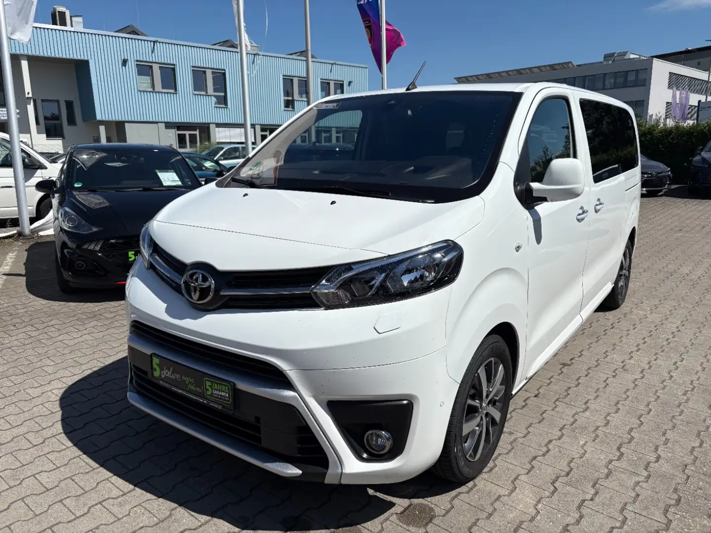 Toyota Proace Verso 2.0 D-4D L1 Team D HUD, Navi, Kamera Blanc - 2