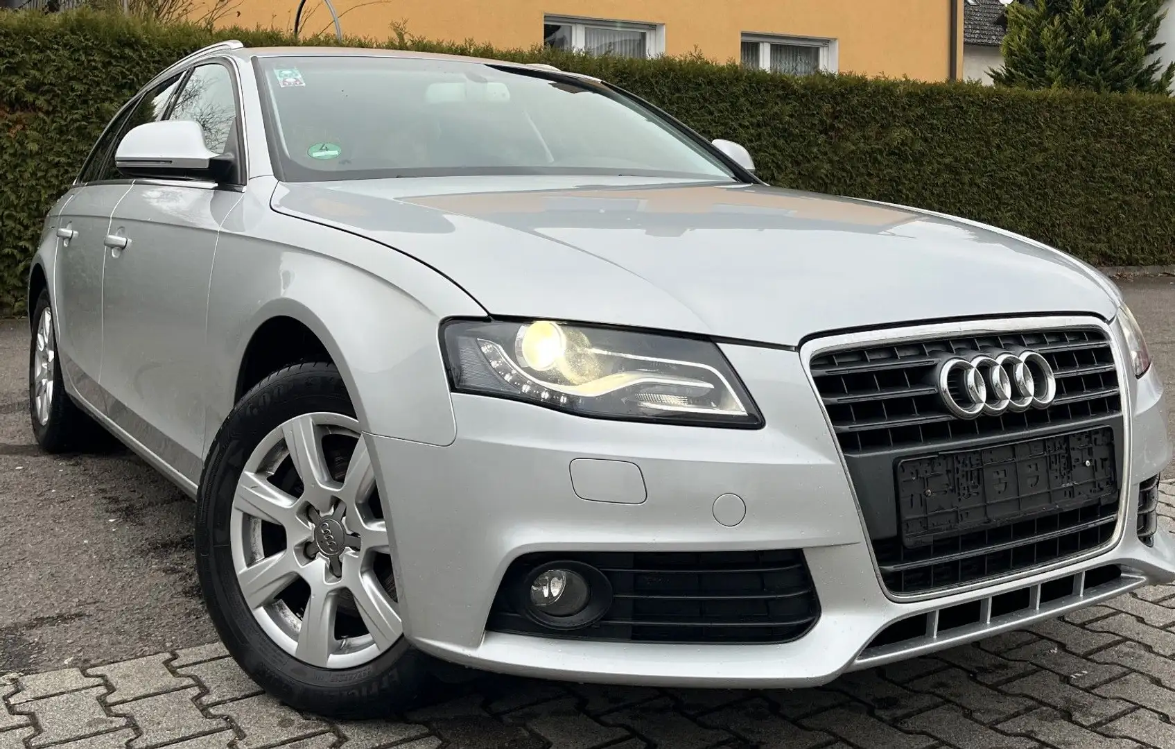 Audi A4 1.8 TFSI Ambiente Avant XENON PDC NAVI 2.HD Argent - 1