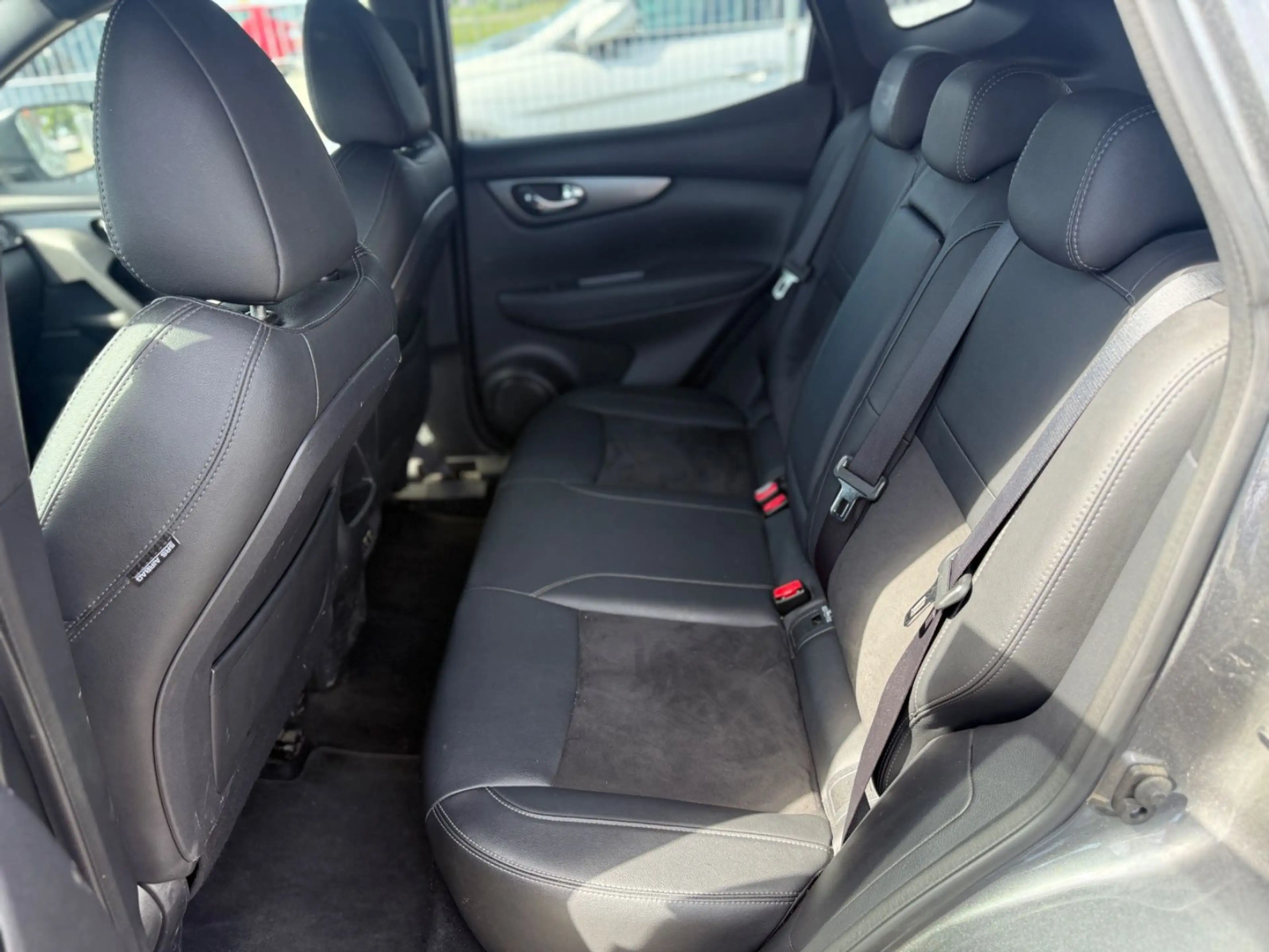 Nissan Qashqai N-Tec/LED/AHK/Kamera/ACC/ERST-LESEN!!! — photo 10