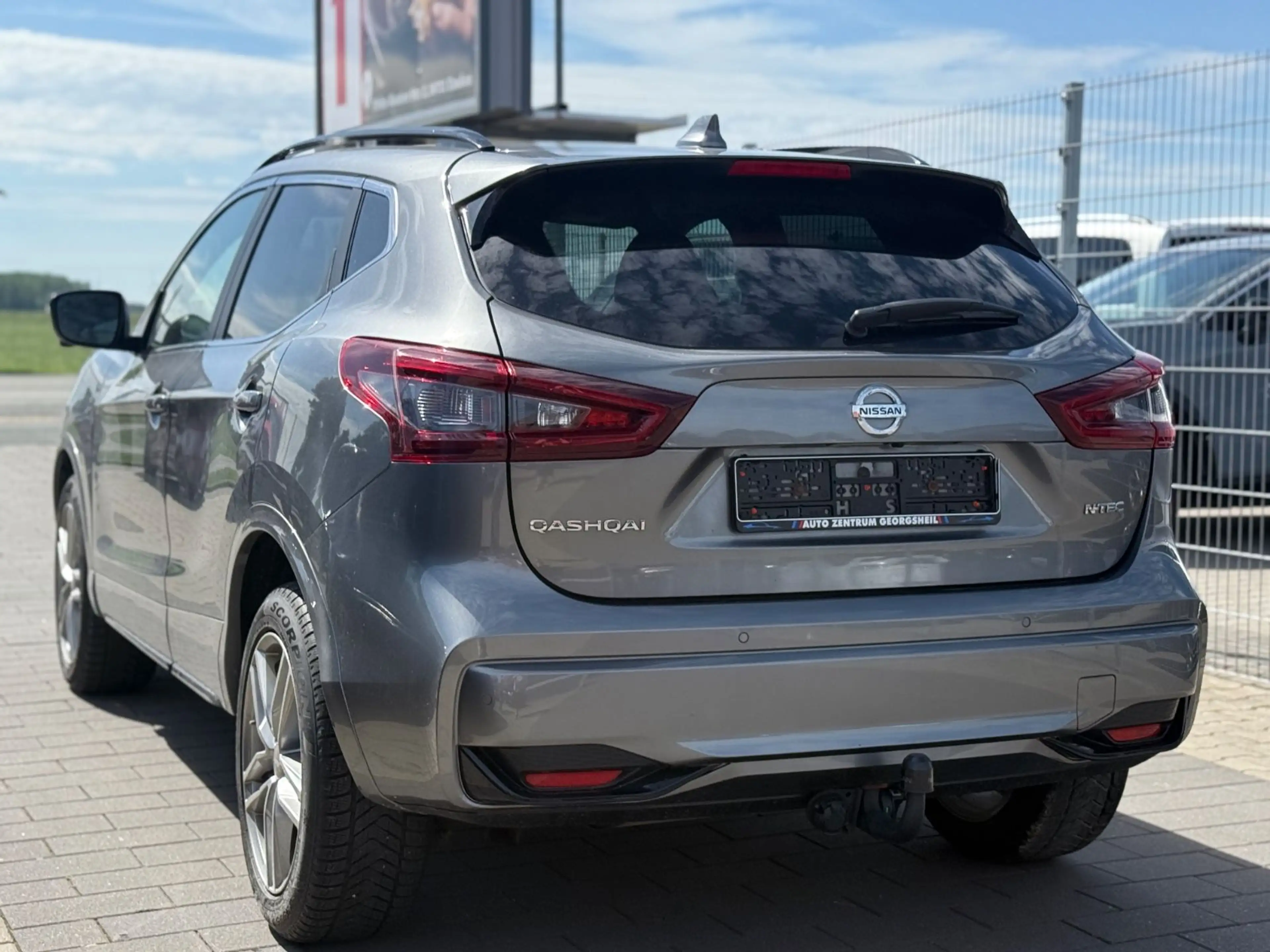 Nissan Qashqai N-Tec/LED/AHK/Kamera/ACC/ERST-LESEN!!! — photo 6
