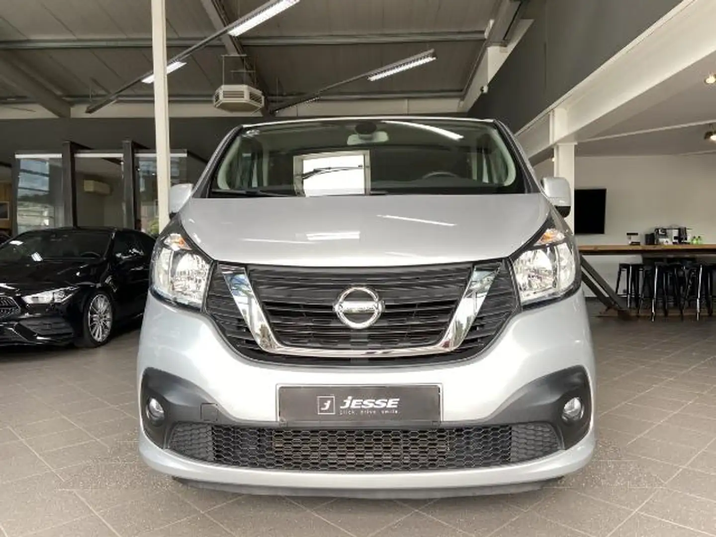 Nissan NV300 2,7t dCi 145 DPF L1H1 PREMIUM 8-Sitzer Navi PDC - 2