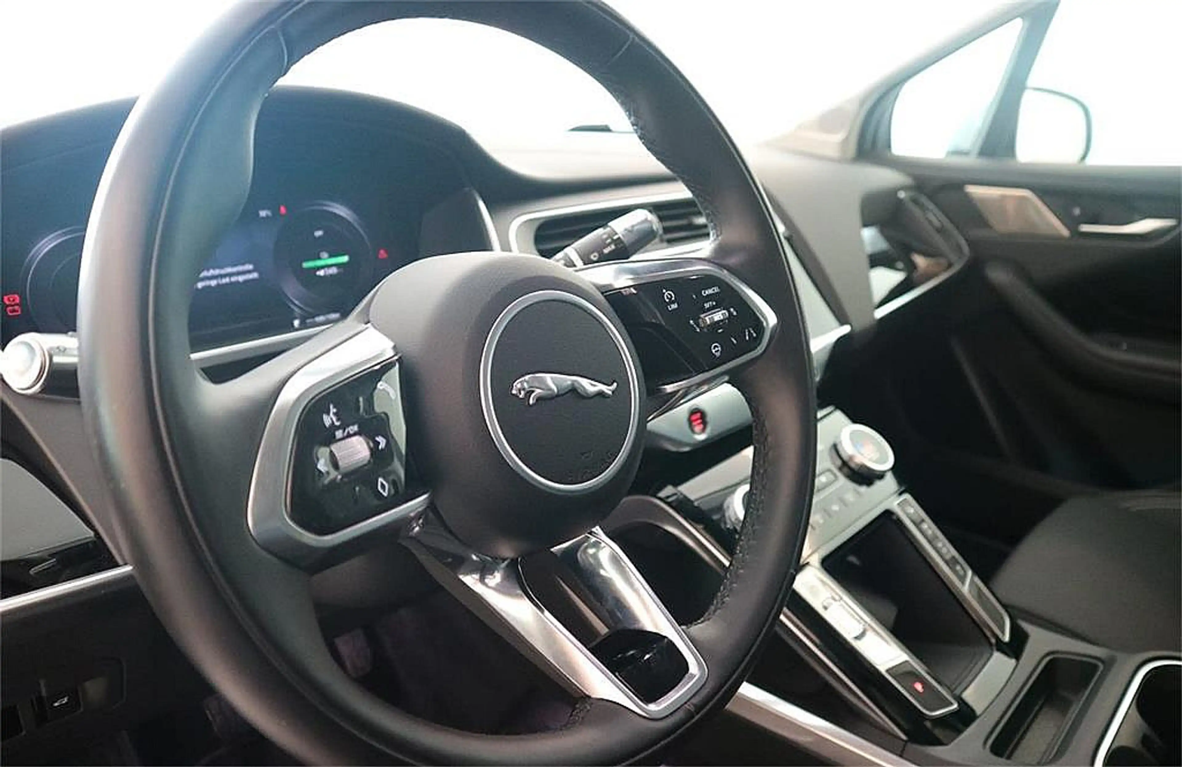 Jaguar I-Pace S EV400 AWD — photo 9