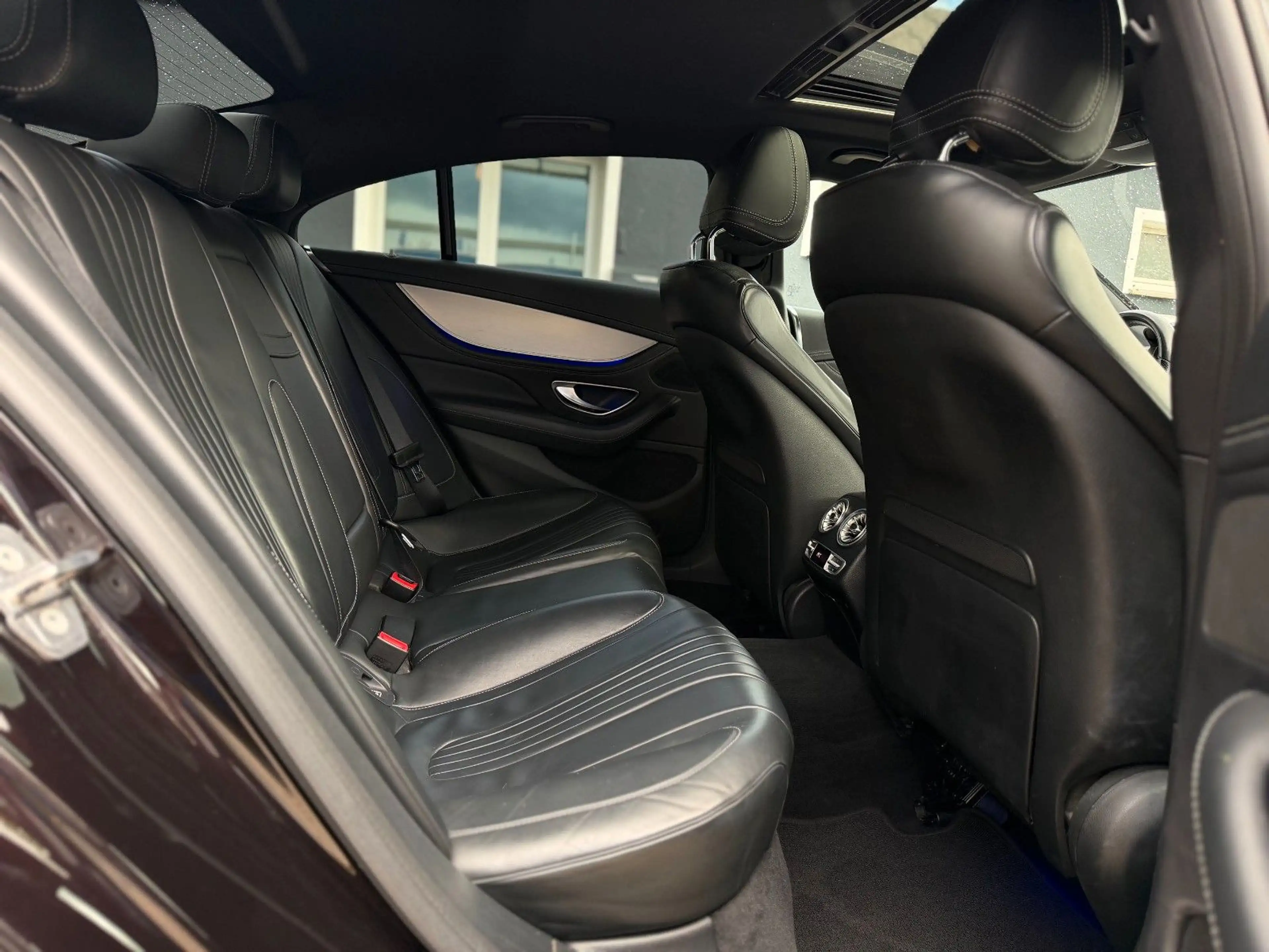 Mercedes-Benz CLS 400 d 4Matic AMG/NIGHT/PANO/MEMRY/DISTR/AMBI — photo 15