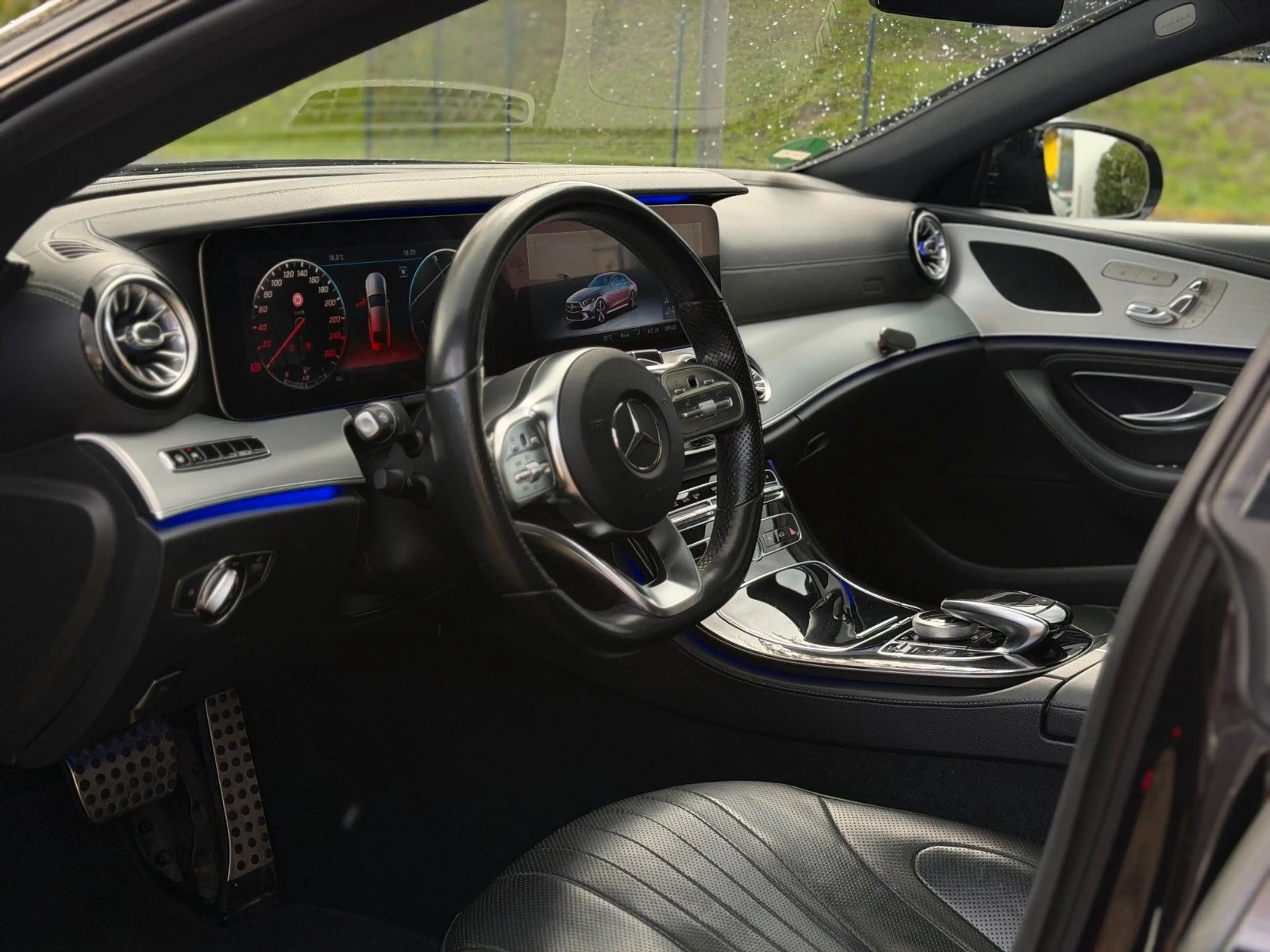 Mercedes-Benz CLS 400 d 4Matic AMG/NIGHT/PANO/MEMRY/DISTR/AMBI — photo 7