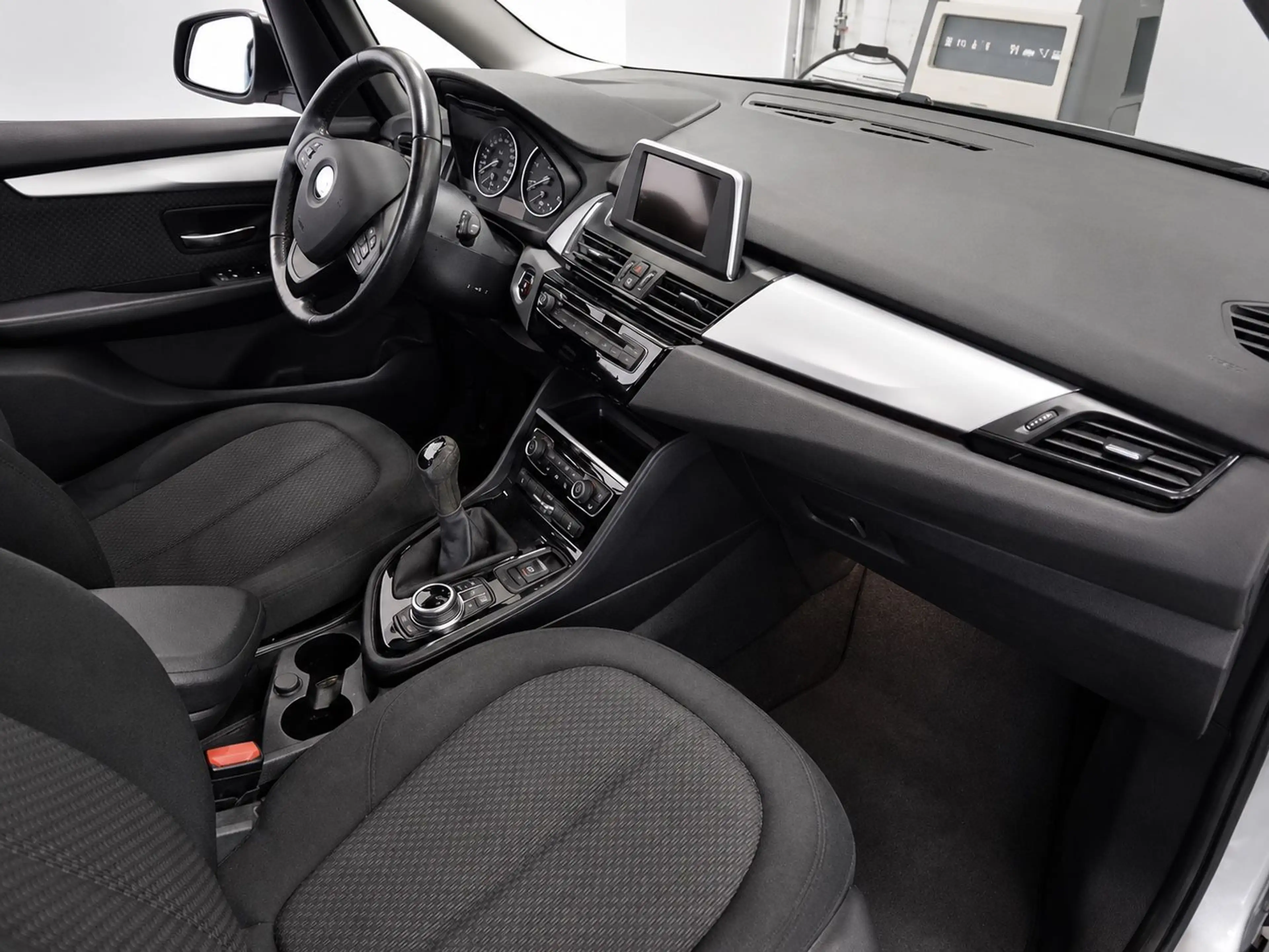 BMW 216 *LED*Navi*Sitzh.*AHK*Scheckhe — photo 5