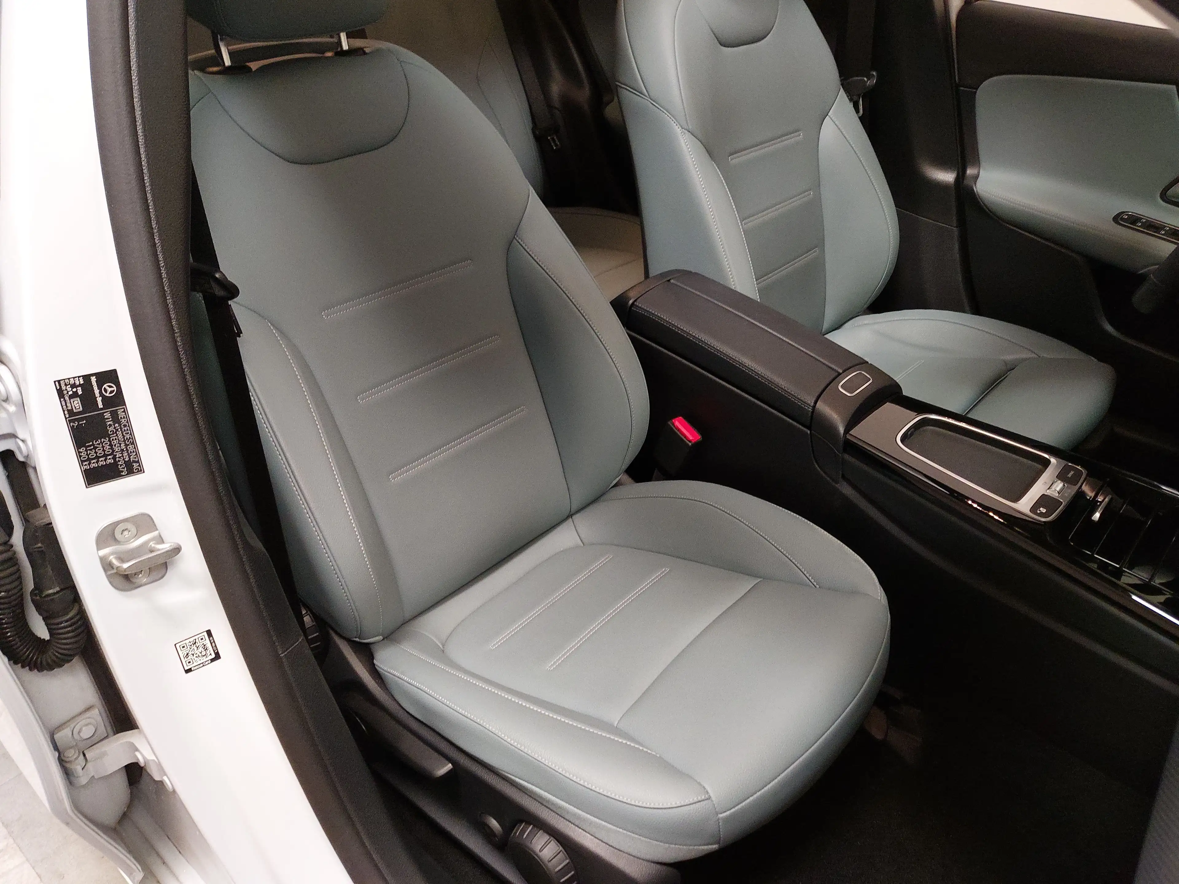 Mercedes-Benz A 220 A 220 NAVI SPORTSITZE RADIO TEMPO MFL PANO SHZ GSD VC LED LEDER RFK — photo 10