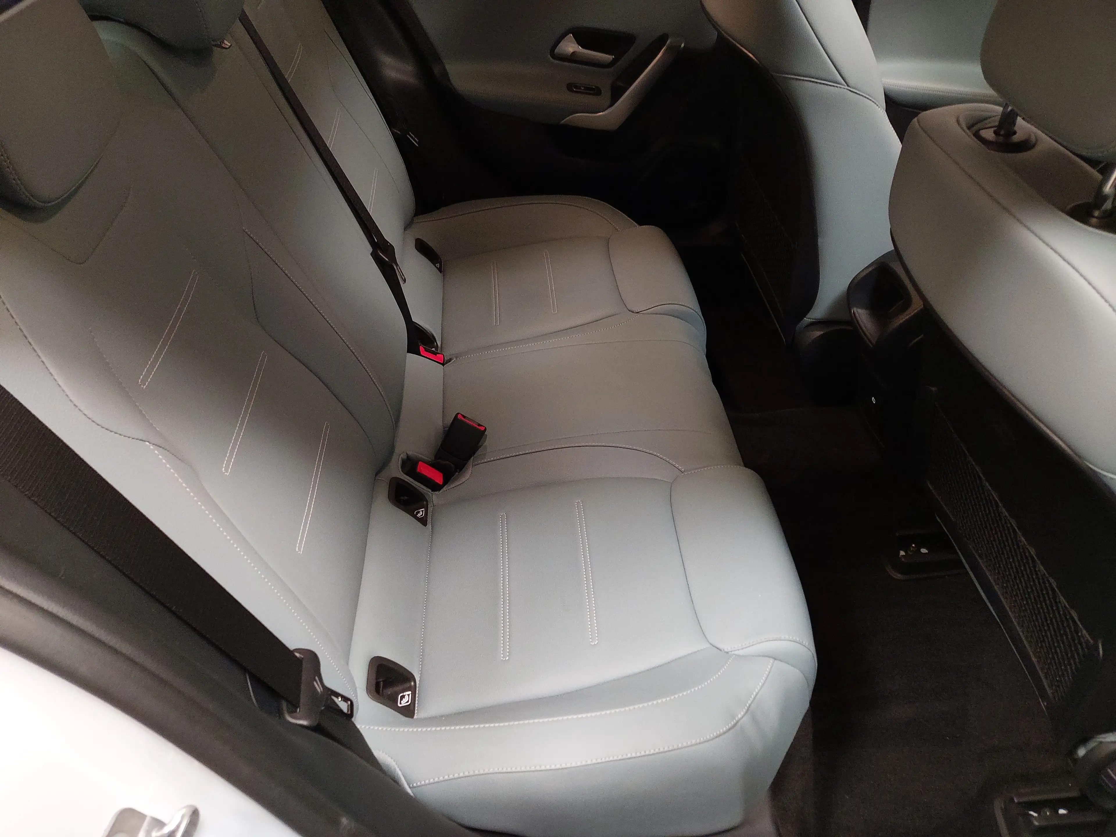 Mercedes-Benz A 220 A 220 NAVI SPORTSITZE RADIO TEMPO MFL PANO SHZ GSD VC LED LEDER RFK — photo 12
