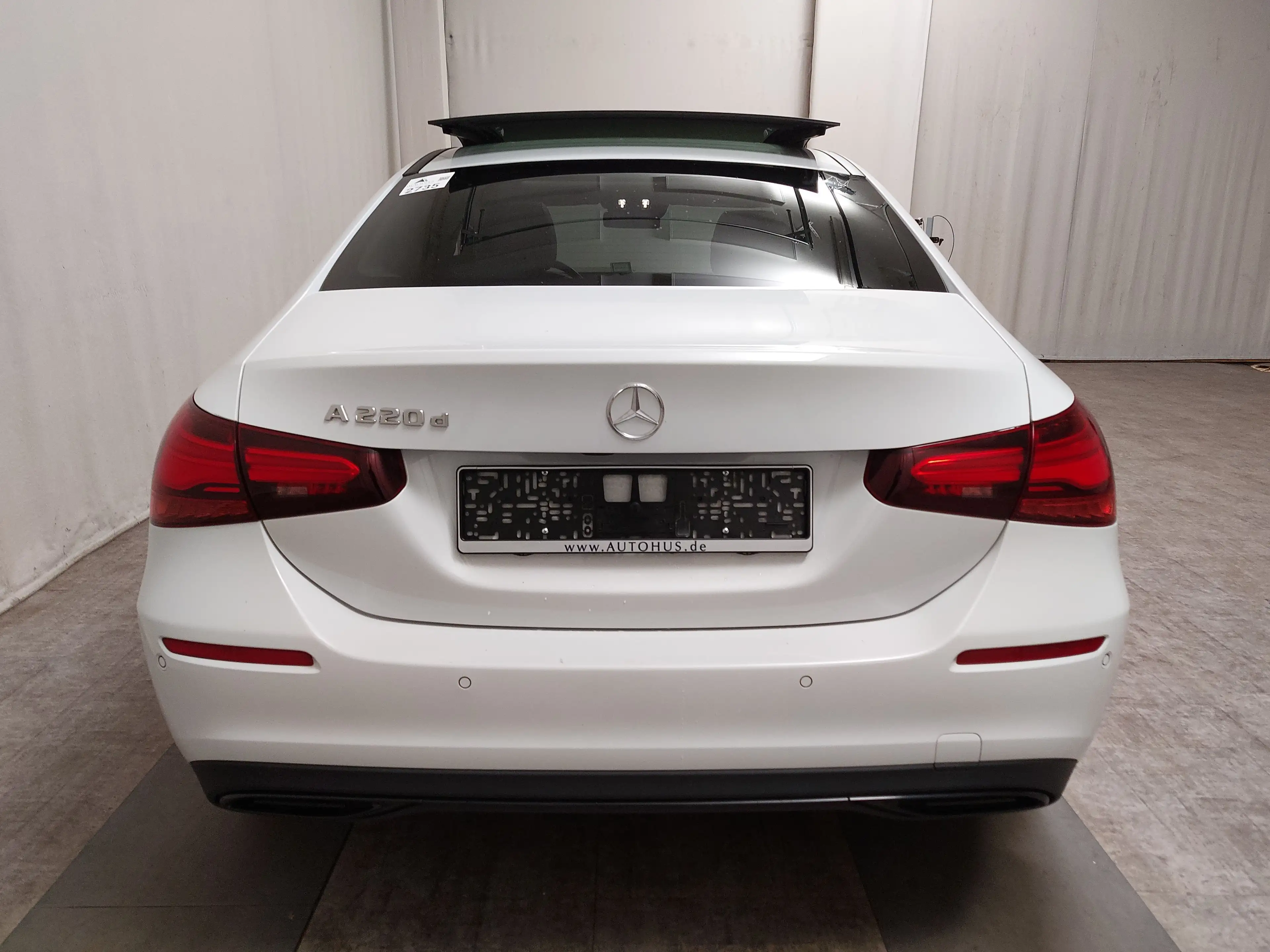 Mercedes-Benz A 220 A 220 NAVI SPORTSITZE RADIO TEMPO MFL PANO SHZ GSD VC LED LEDER RFK — photo 14