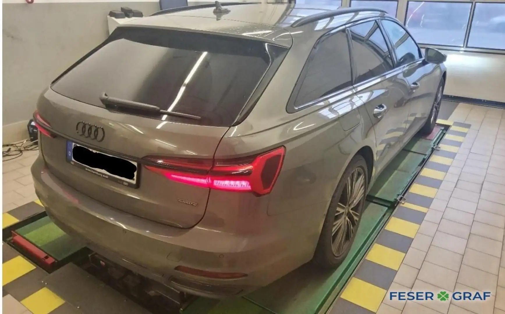 Audi A6 Avant 40 TDI quattro S tronic Standheizung/ Head U Grau - 2