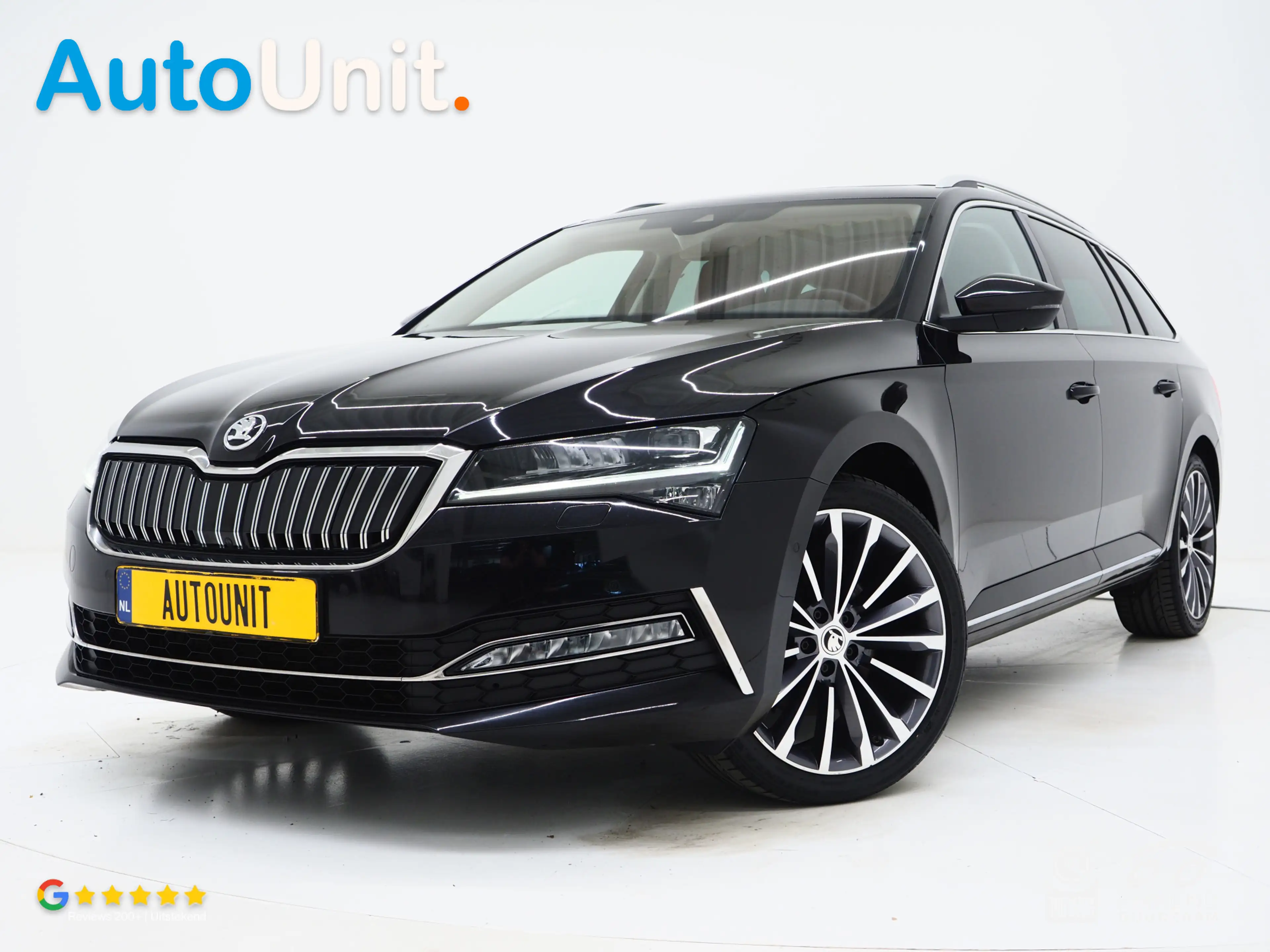 Skoda Superb Combi 1.4 TSI iV Laurin & Klement | Panoramadak |