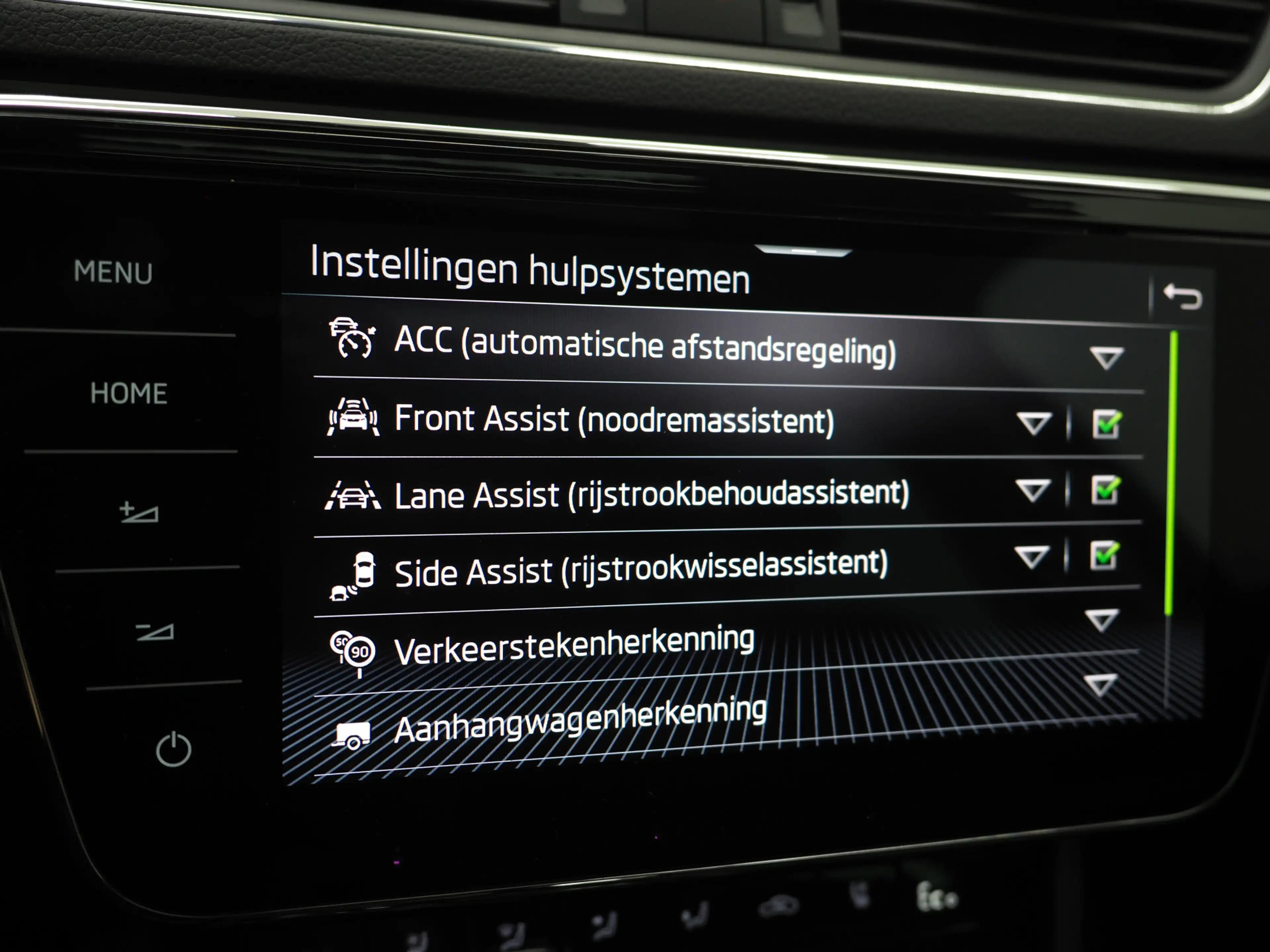 Skoda Superb Combi 1.4 TSI iV Laurin & Klement | Panoramadak | — photo 33