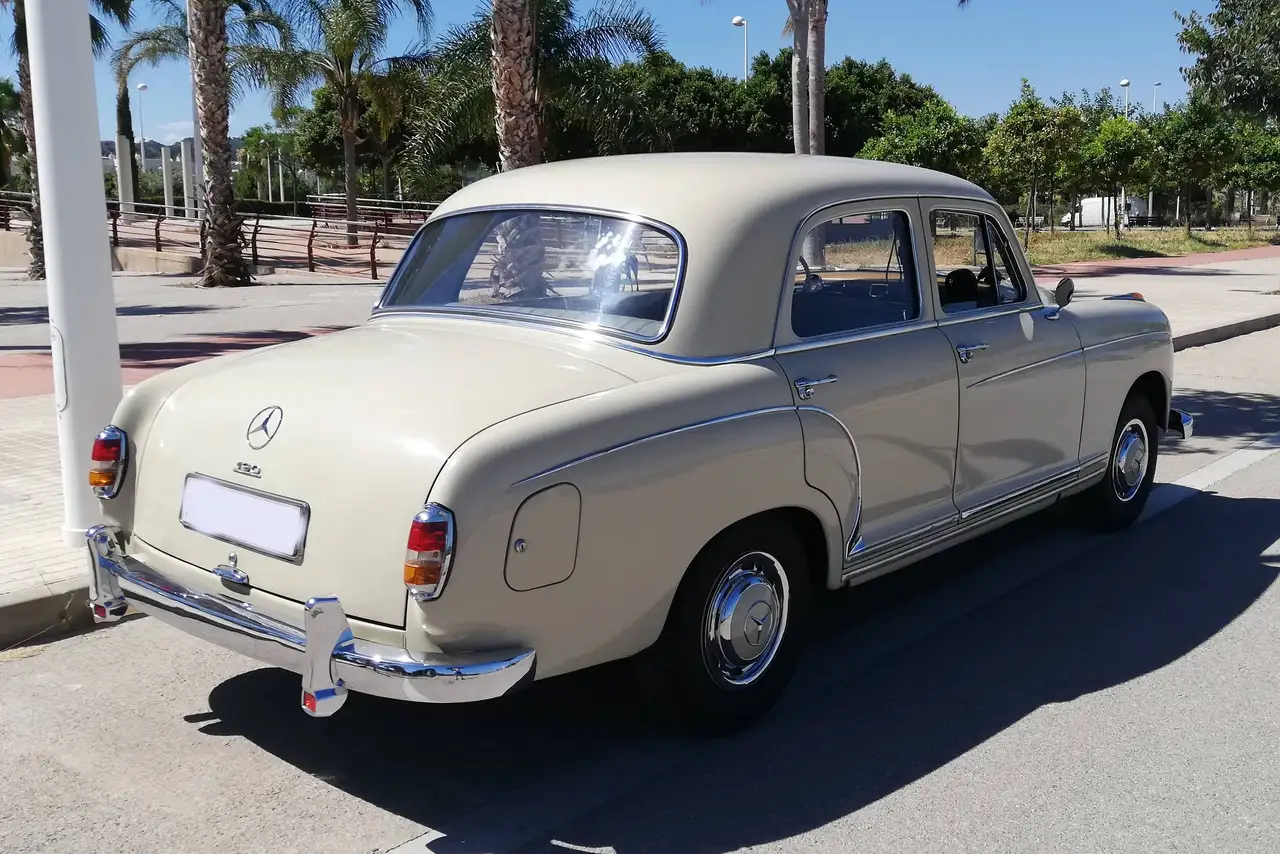 Mercedes-Benz 190 W121 Ponton, foto 3