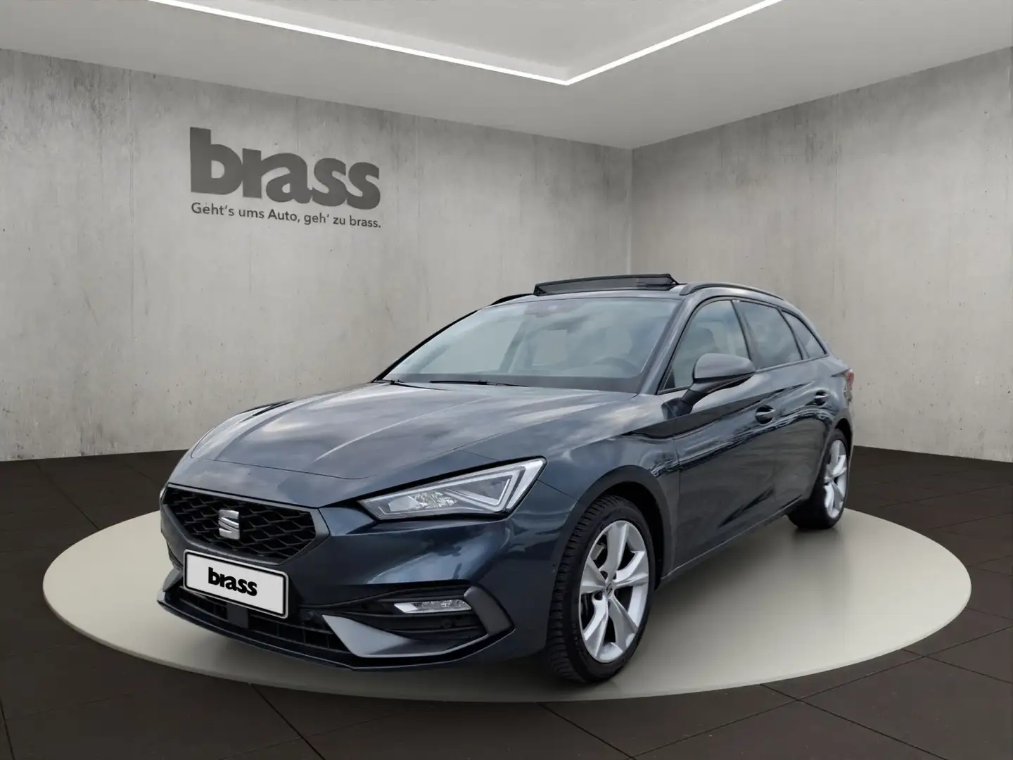 SEAT Leon Sportstourer 2.0 TDI FR Allwetterreifen Pan Grau - 1