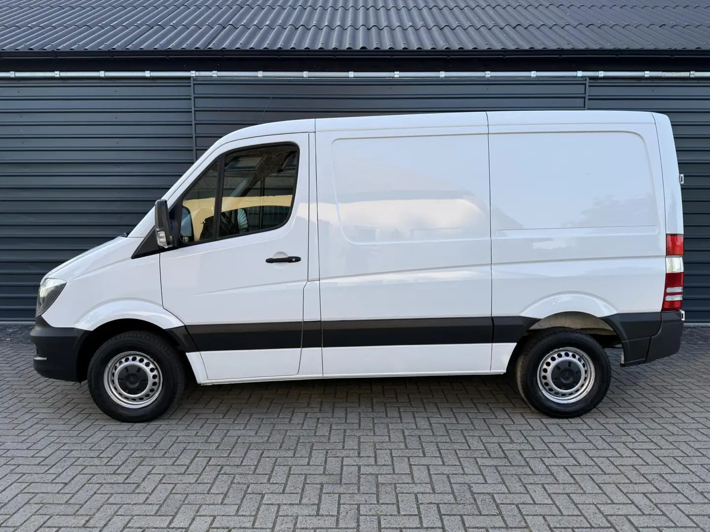 Mercedes-Benz Sprinter 211 2.2 CDI 325 Automaat Airco Euro 6 - 2