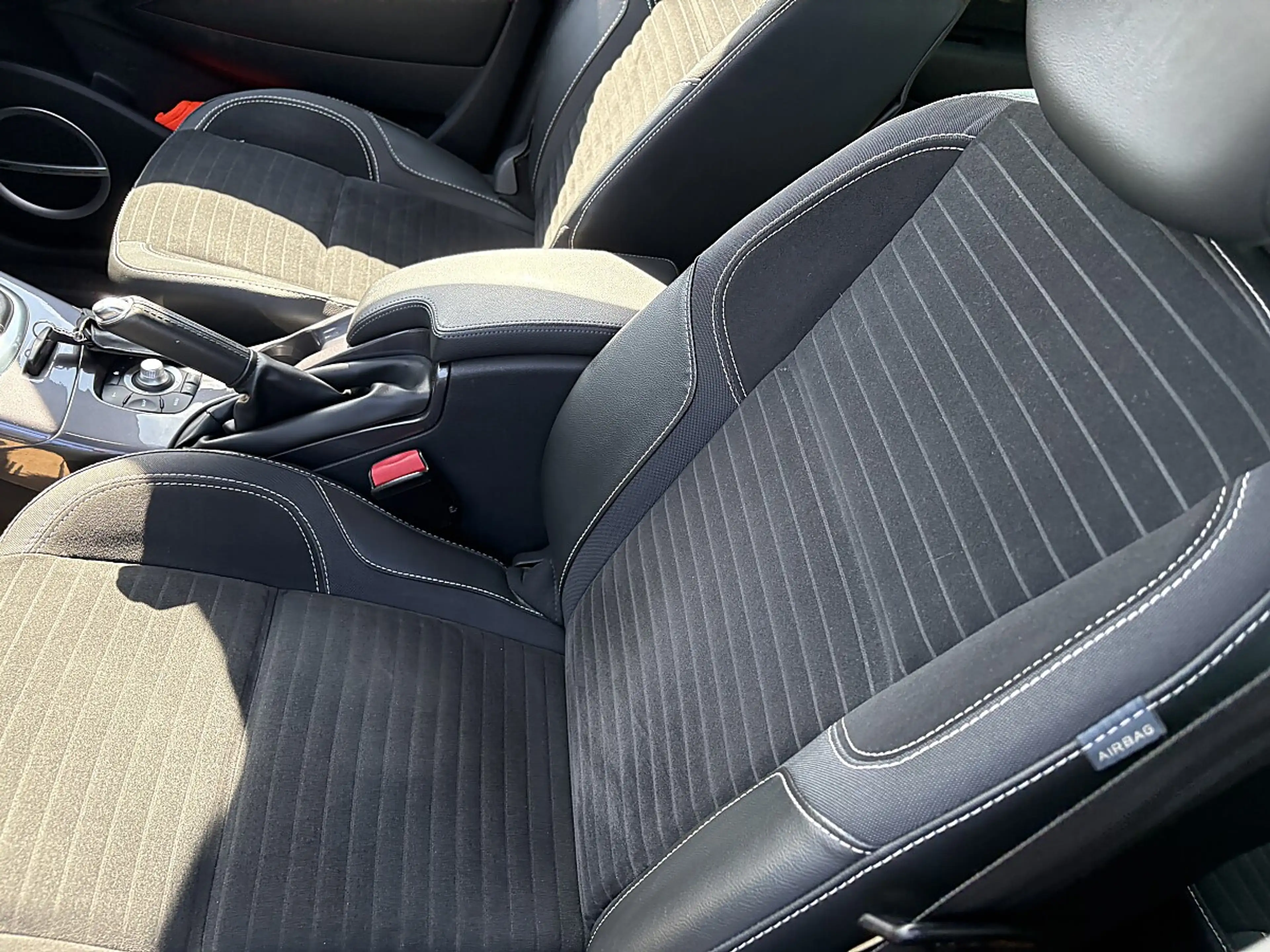 Renault Scenic Scénic XMOD Energy dCi 110 Bose Edition — photo 14