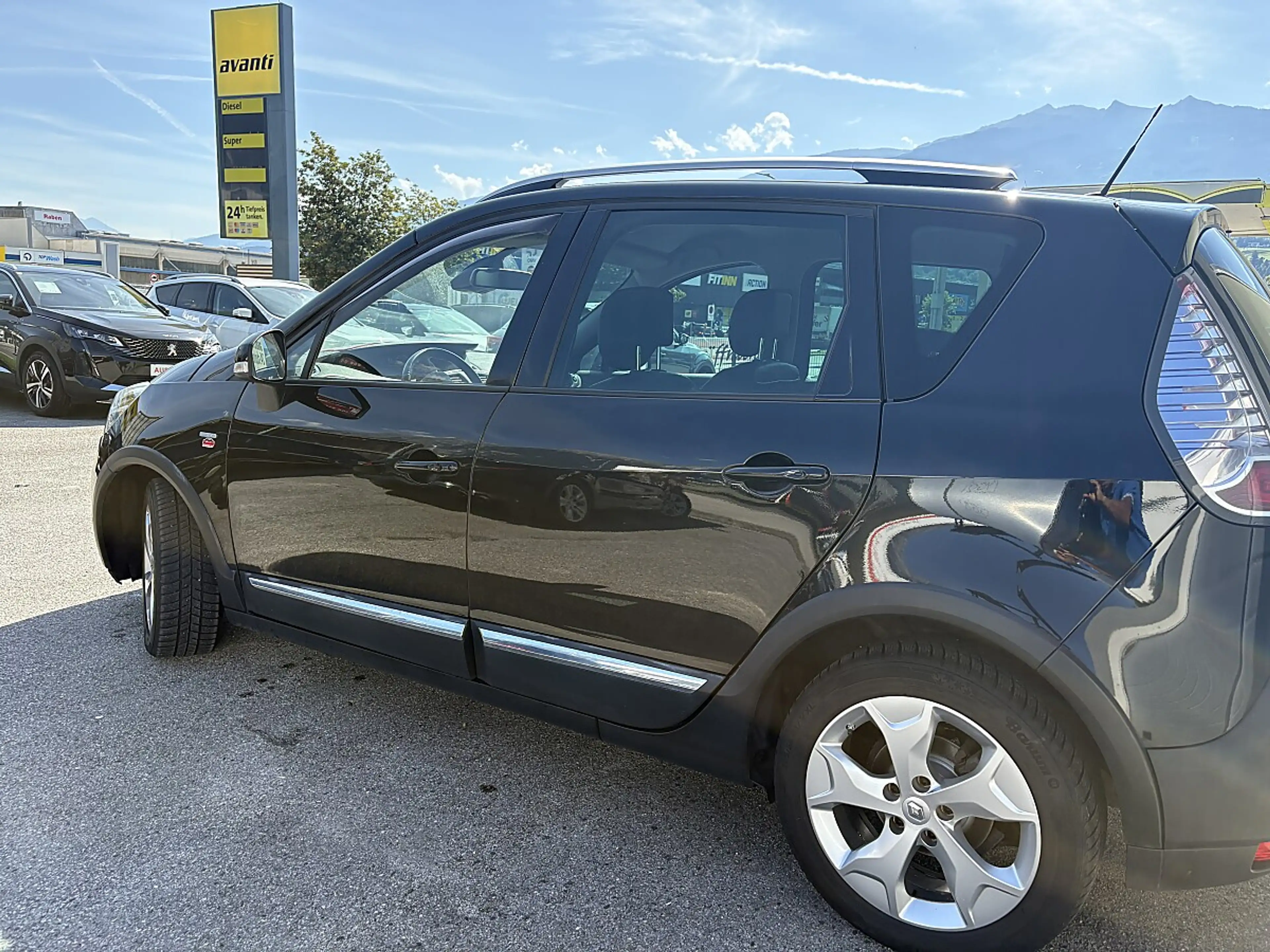 Renault Scenic Scénic XMOD Energy dCi 110 Bose Edition — photo 9
