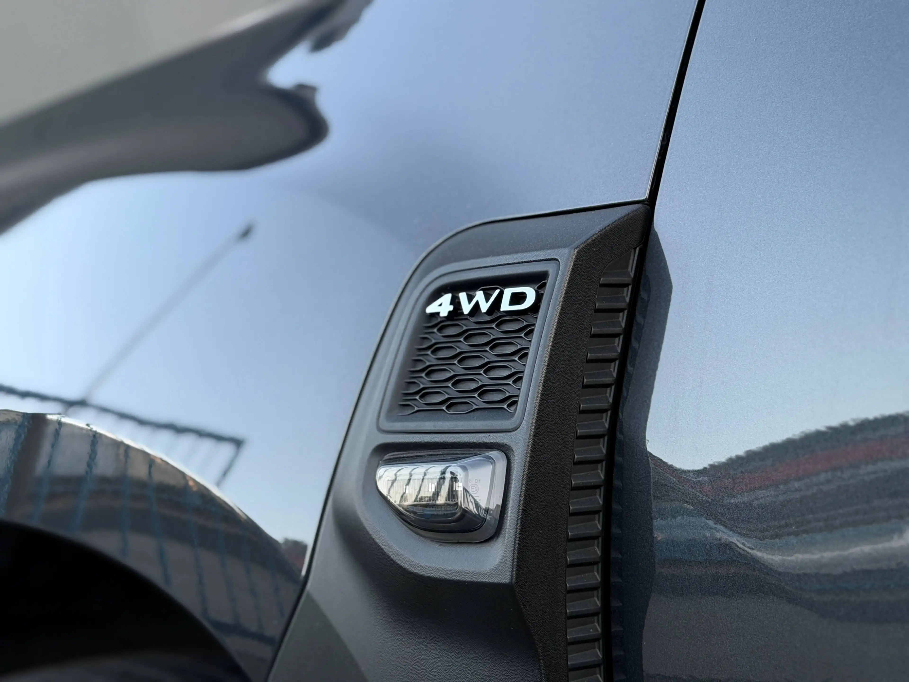 Dacia Duster Prestige 4WD Allrad 1. Hand Unfallfrei Leder Rkam Sitzheizung — photo 11