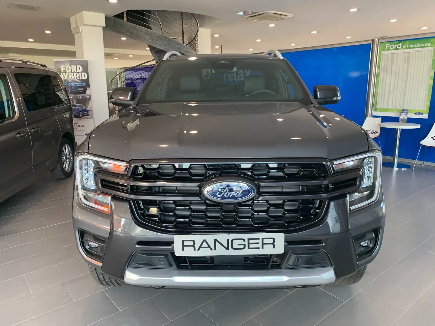 Ford Ranger 2.0 DIESEL 205 CV 4X4 Wildtrak 5 POSTI AUTOCARRO Grigio - 2