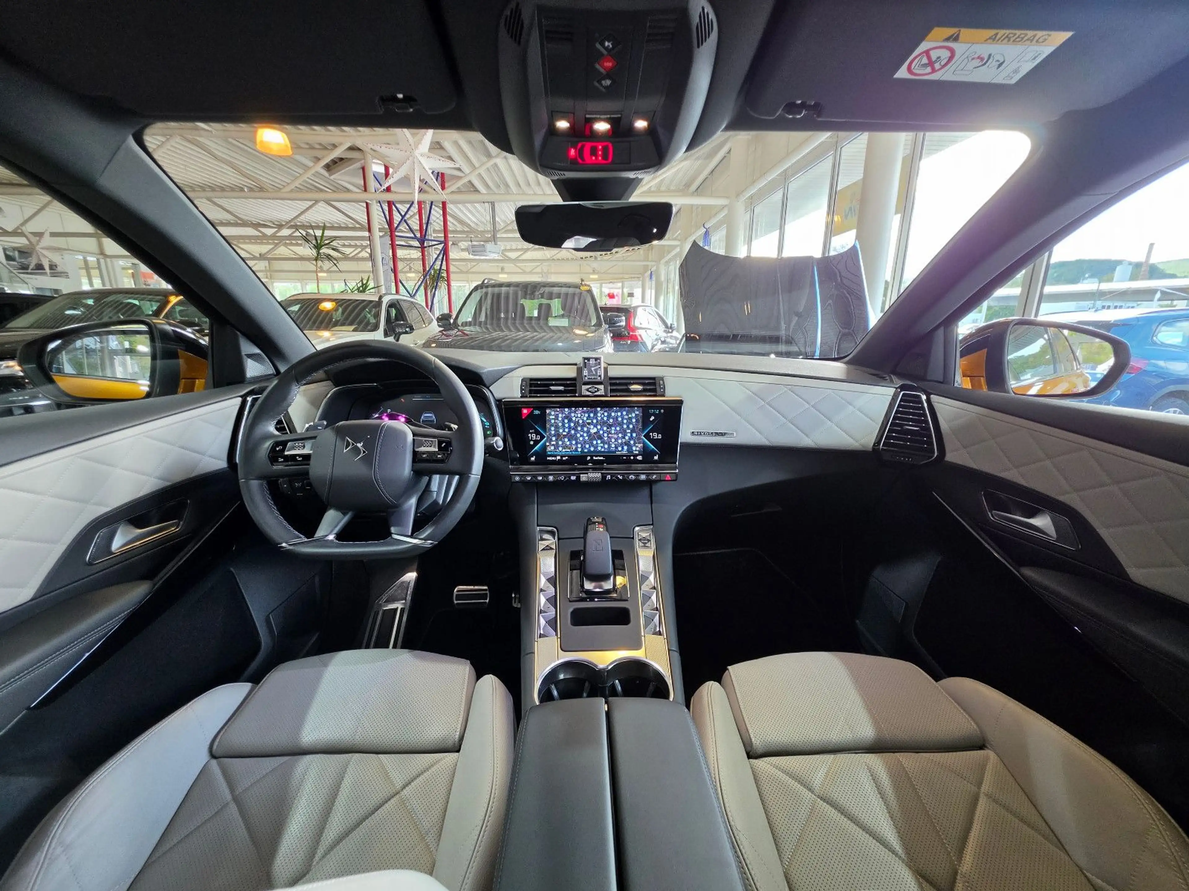 DS Automobiles DS 7 Crossback E-Tense 4x4 Be Chic+MASSAGE+360°+ — photo 4