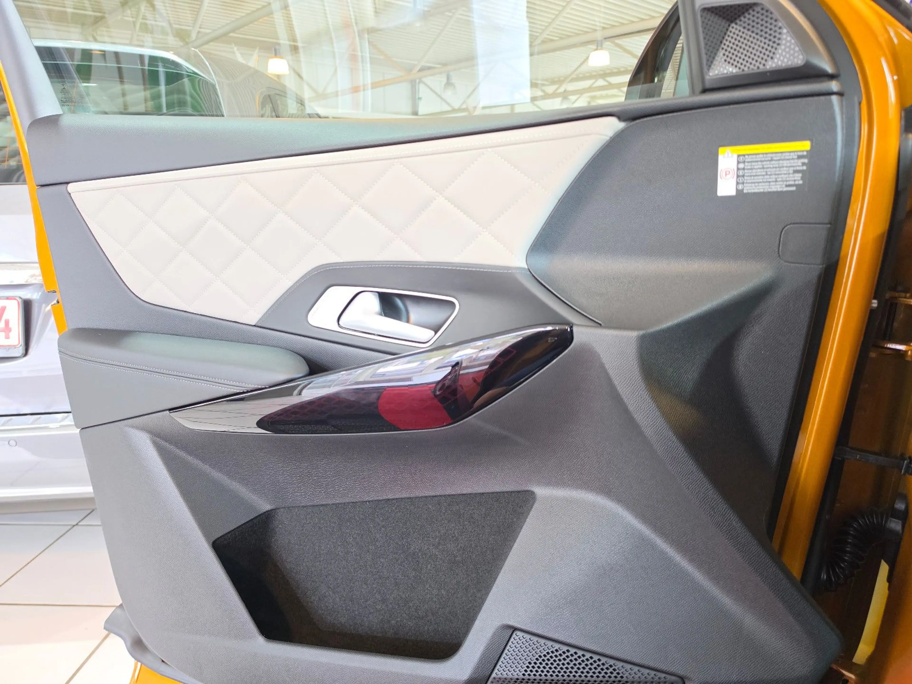 DS Automobiles DS 7 Crossback E-Tense 4x4 Be Chic+MASSAGE+360°+ — photo 12