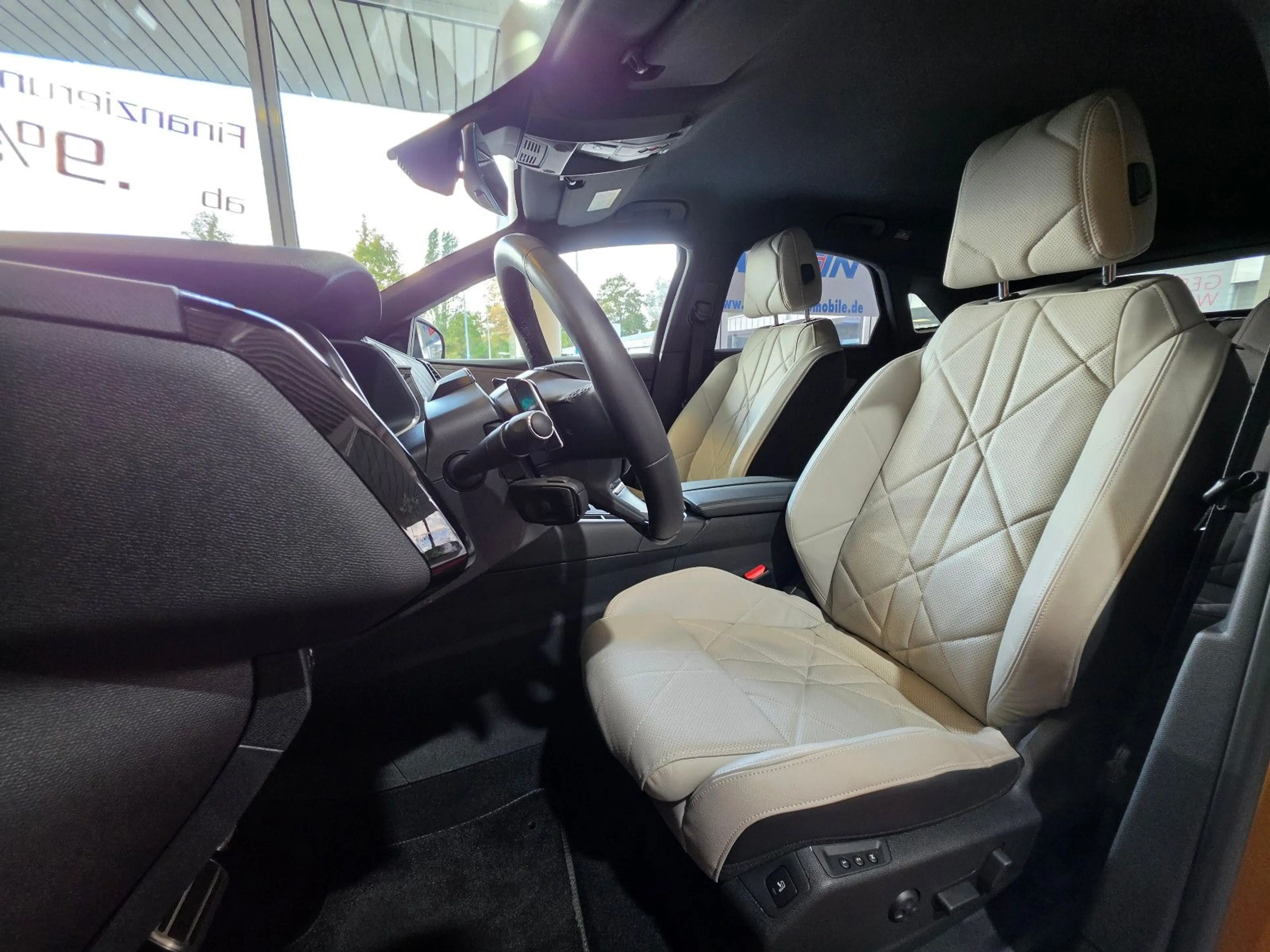 DS Automobiles DS 7 Crossback E-Tense 4x4 Be Chic+MASSAGE+360°+ — photo 8