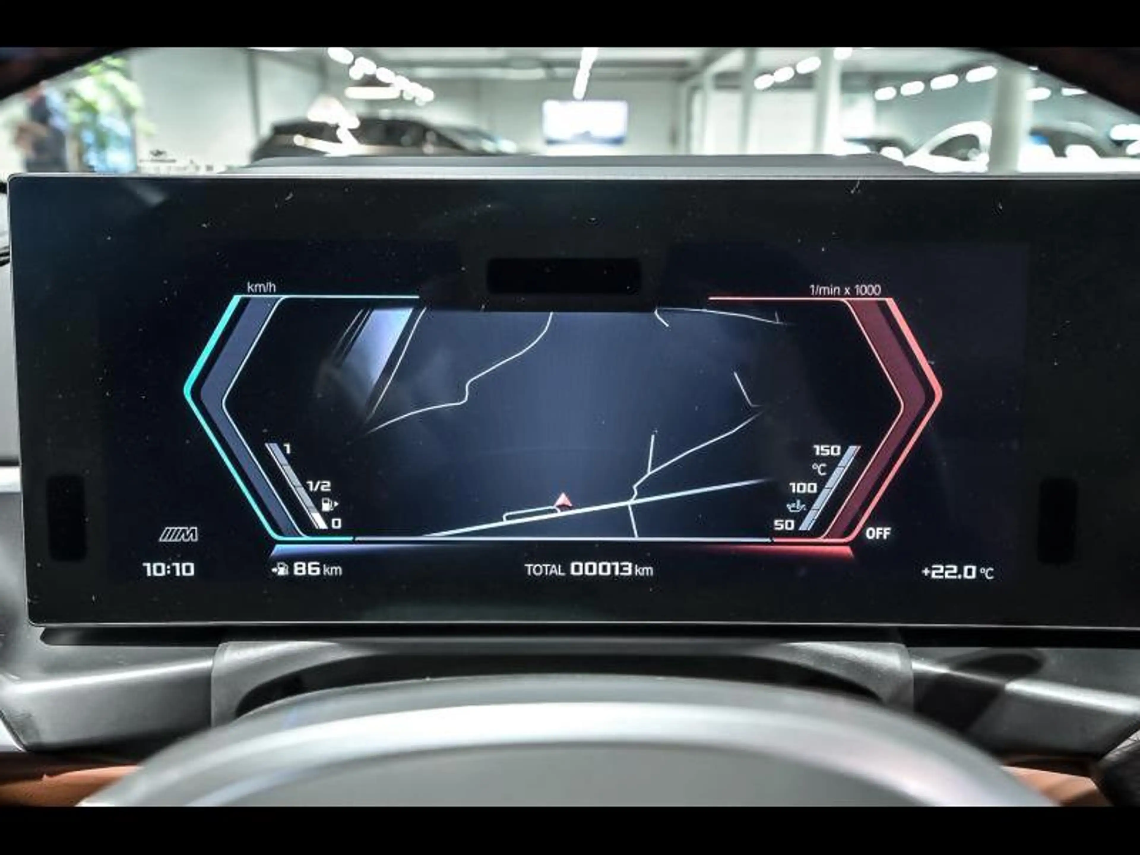 BMW M4 xDrive Competition Cabrio — photo 13