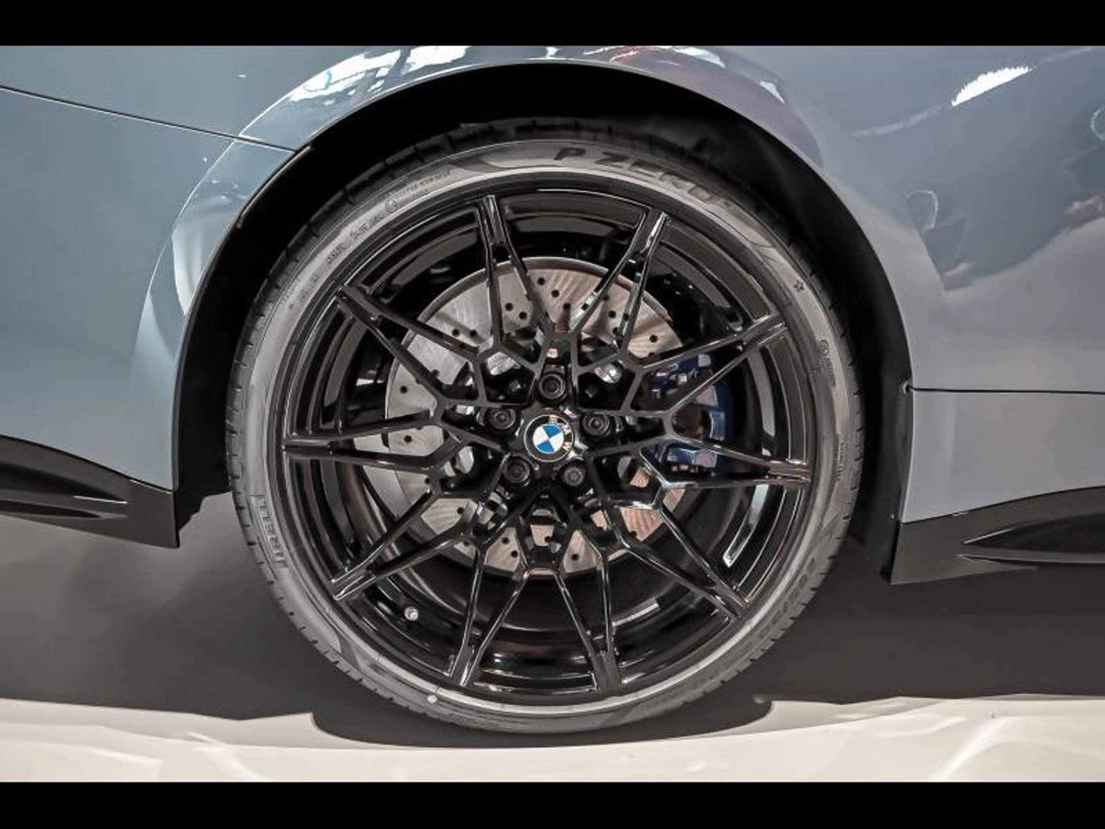 BMW M4 xDrive Competition Cabrio — photo 11