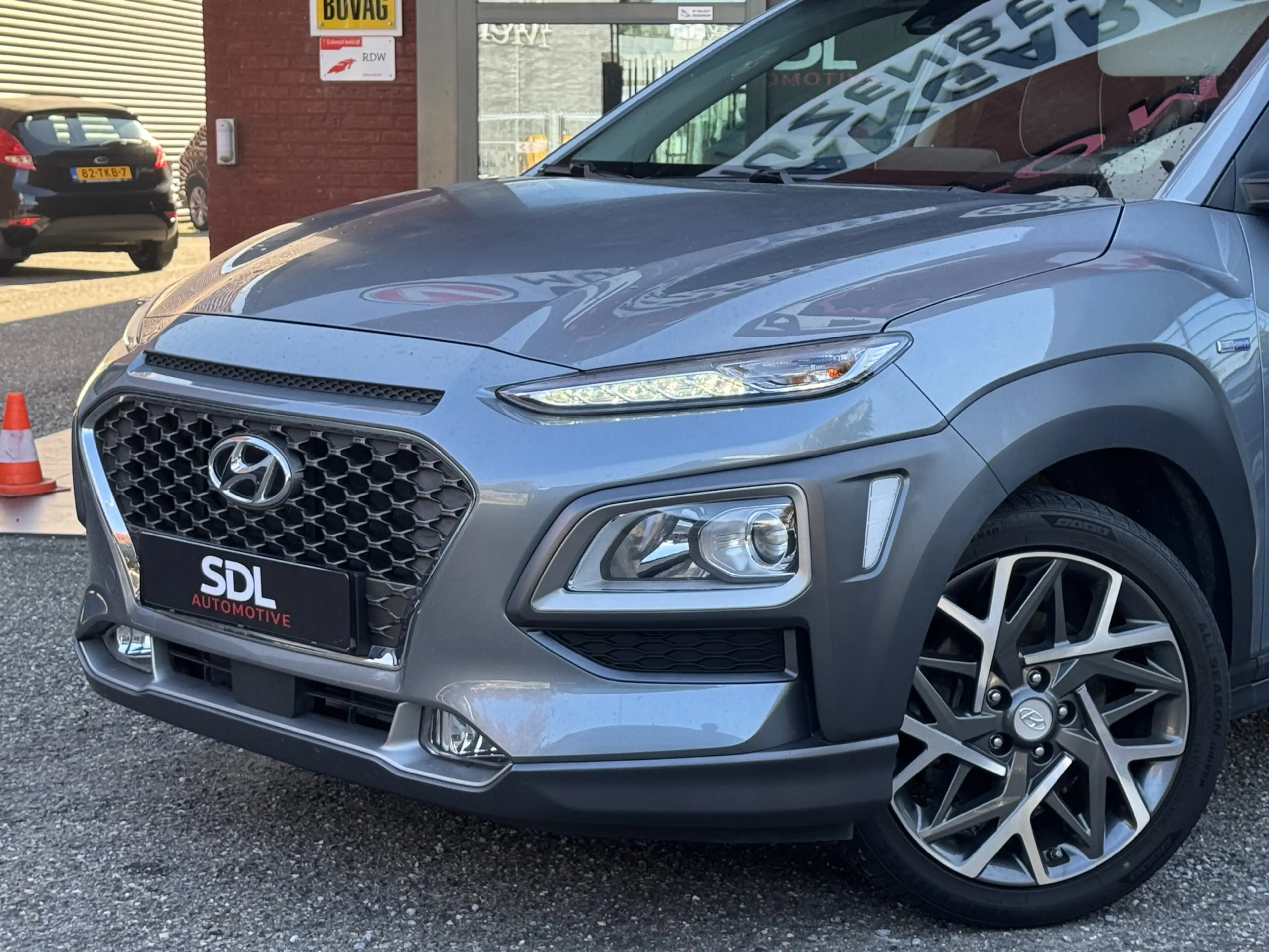 Hyundai KONA 1.6 GDI HEV Premium // TREKHAAK! // KRELL PREMIUM — photo 3