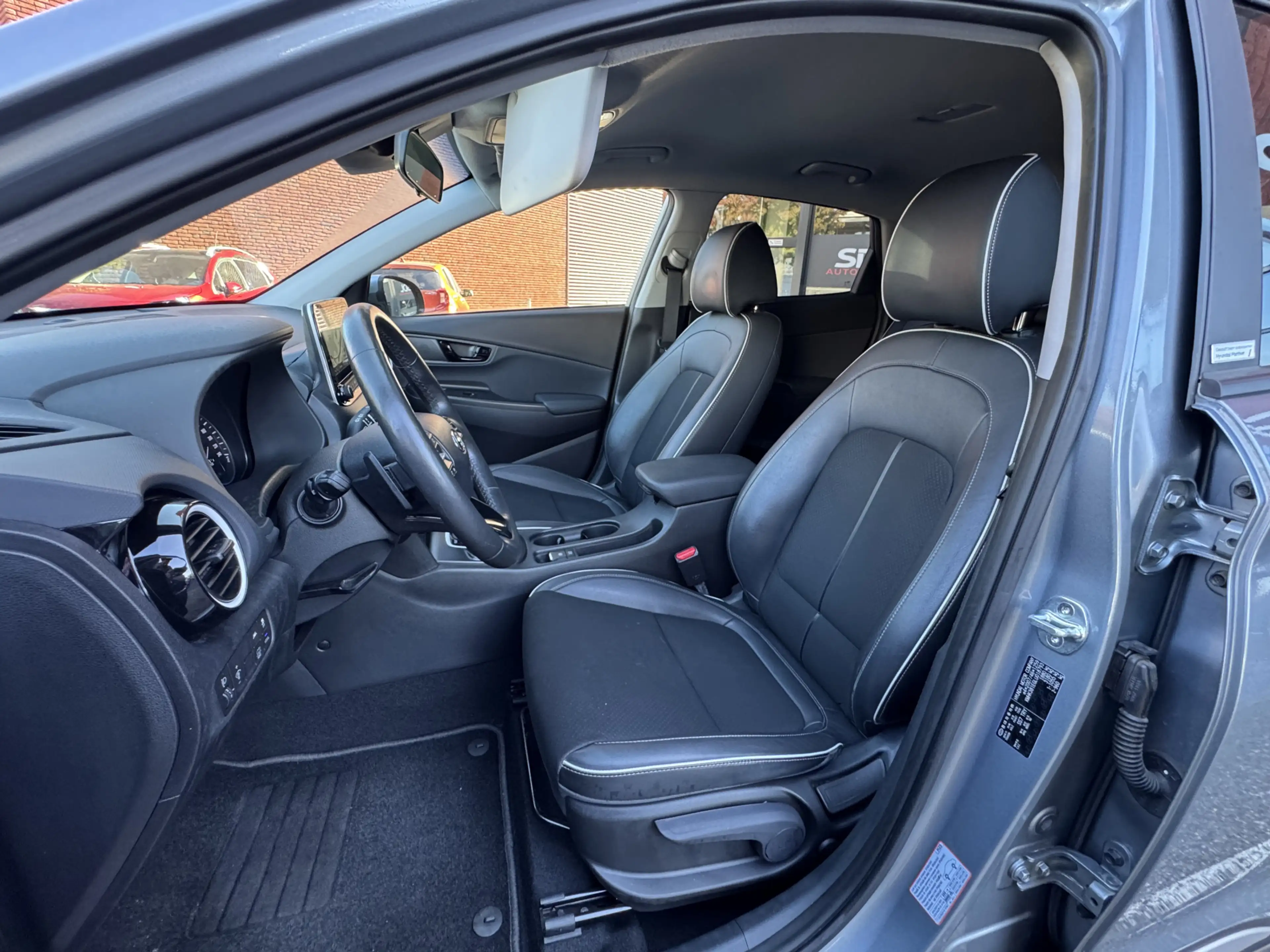 Hyundai KONA 1.6 GDI HEV Premium // TREKHAAK! // KRELL PREMIUM — photo 5