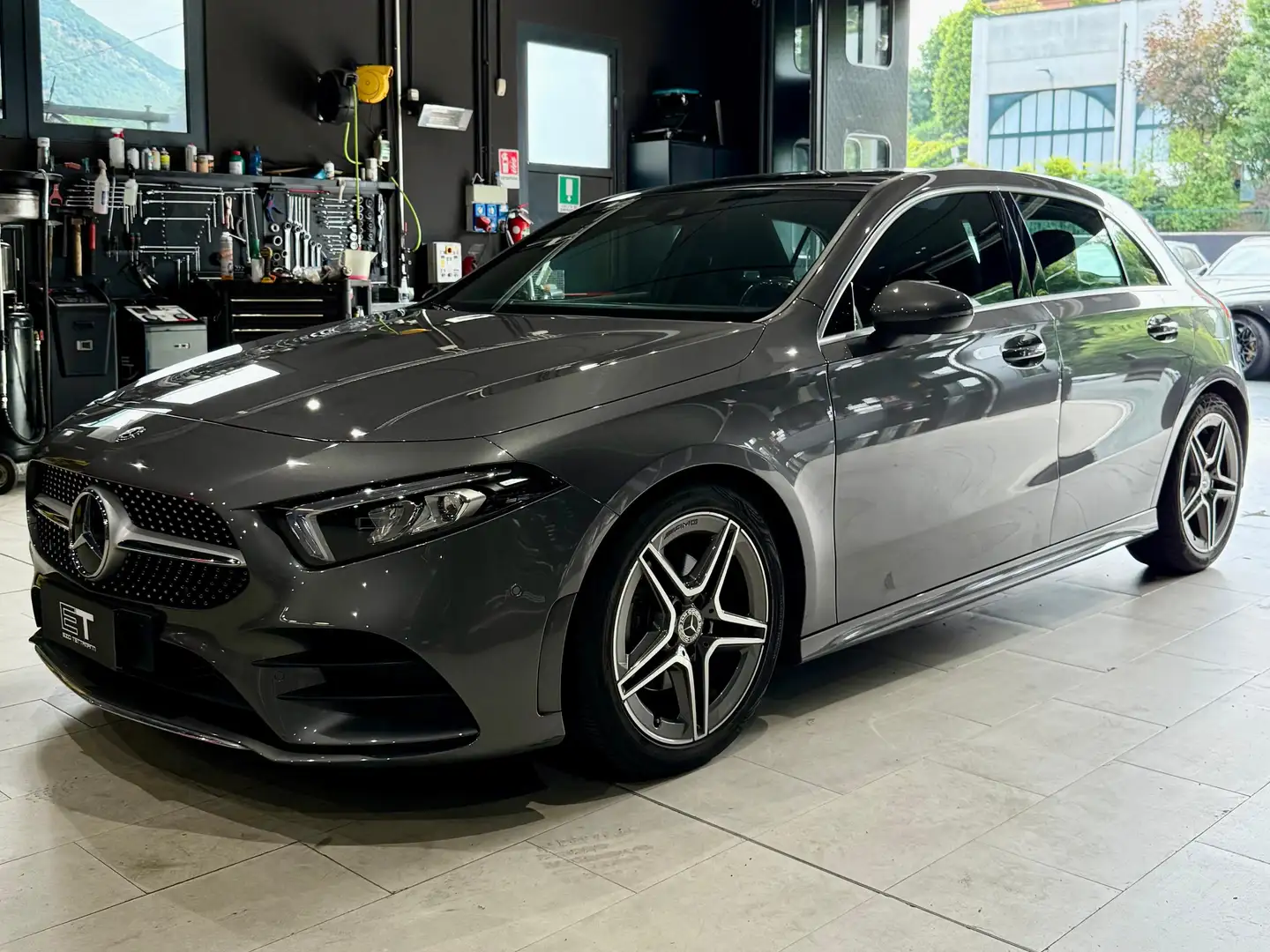 Mercedes-Benz A 200 d Premium auto Tetto Apribile Grigio - 1