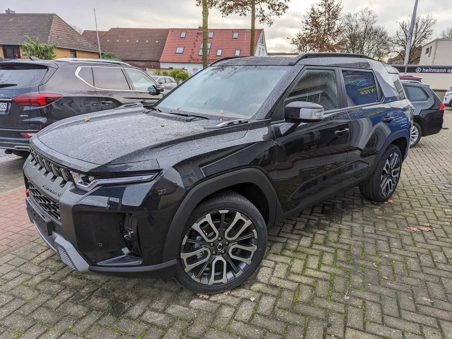 SsangYong Torres Forest Edition 1.5 T-GDi Autom. 2WD Fekete - 2