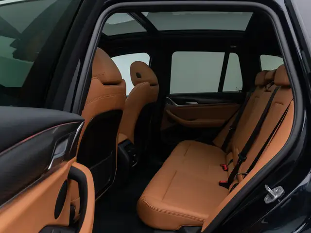 BMW X3 view 25