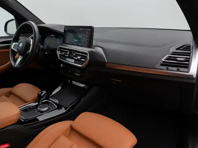 BMW X3 view 23