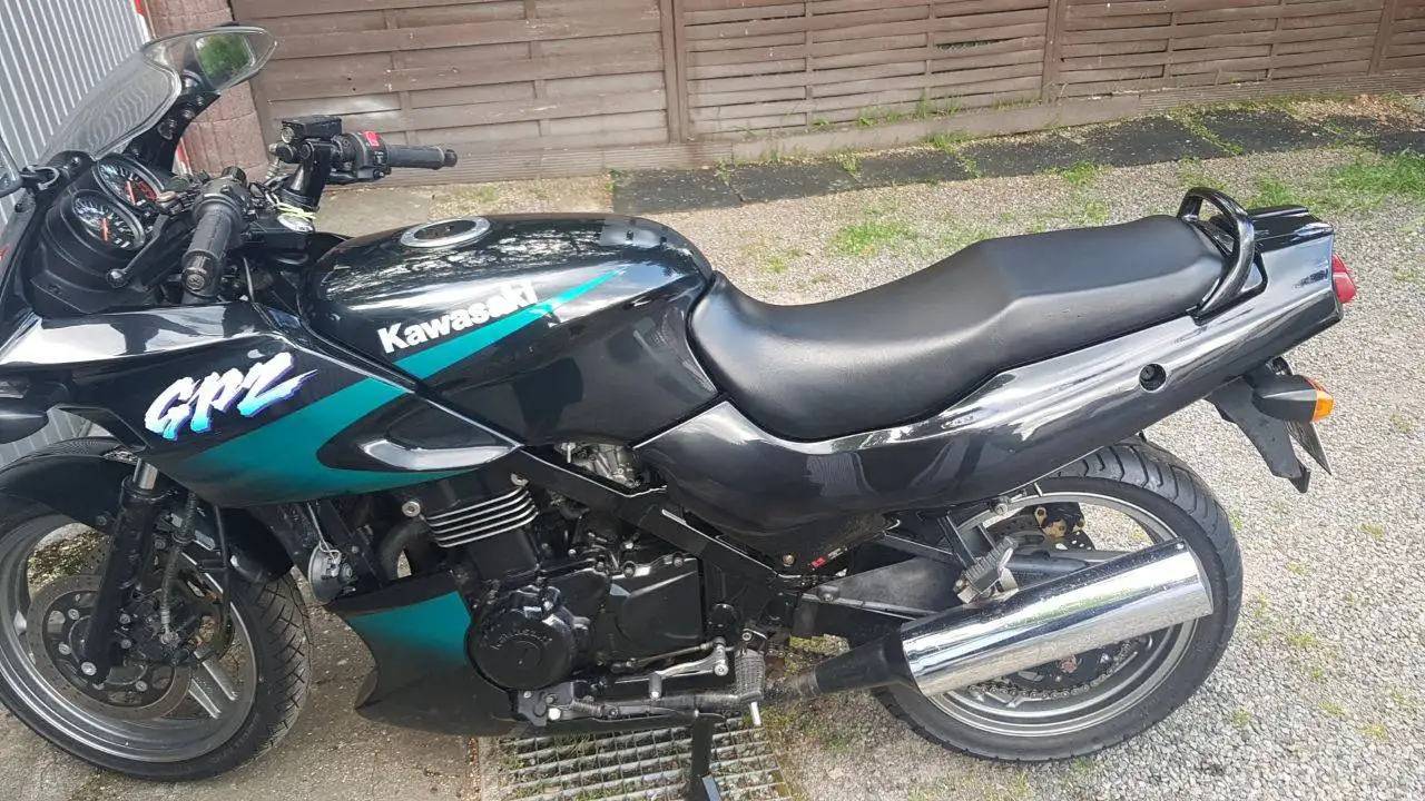 Kawasaki GPZ 500 S
