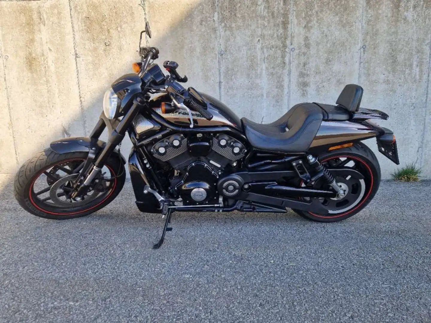 Harley-Davidson V-Rod Night Road SPEZIAL Zwart - 1