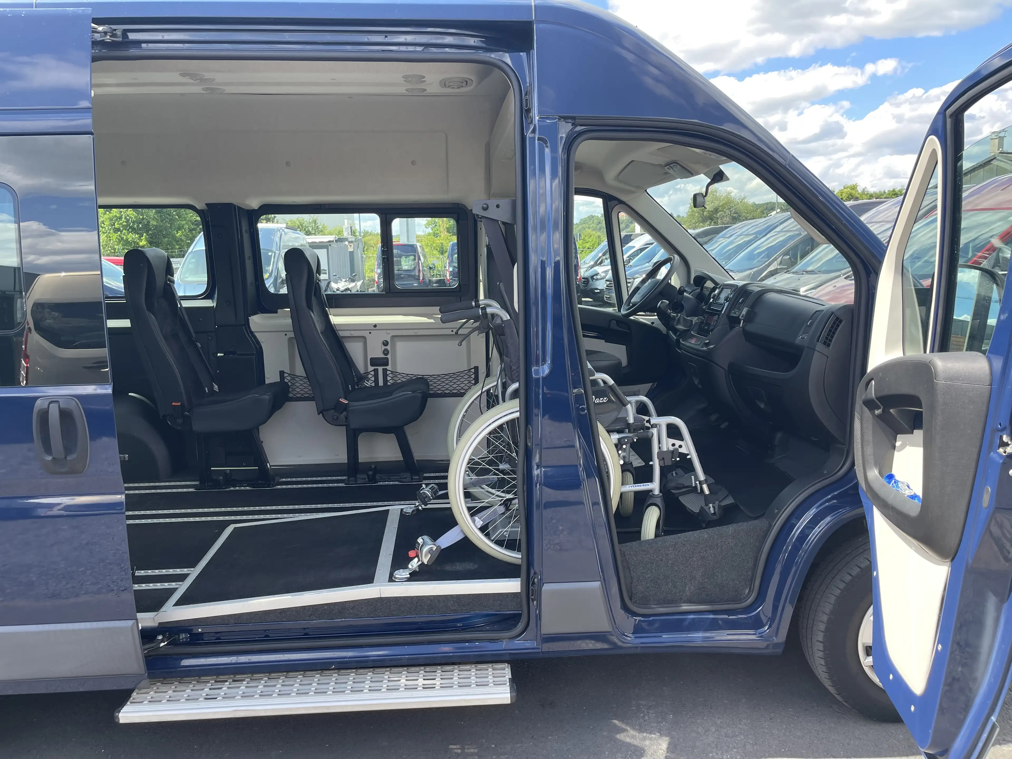 Citroen Jumper Jumper L2H2 Behindertengerecht Beifahrerrollstuhplatz — photo 12